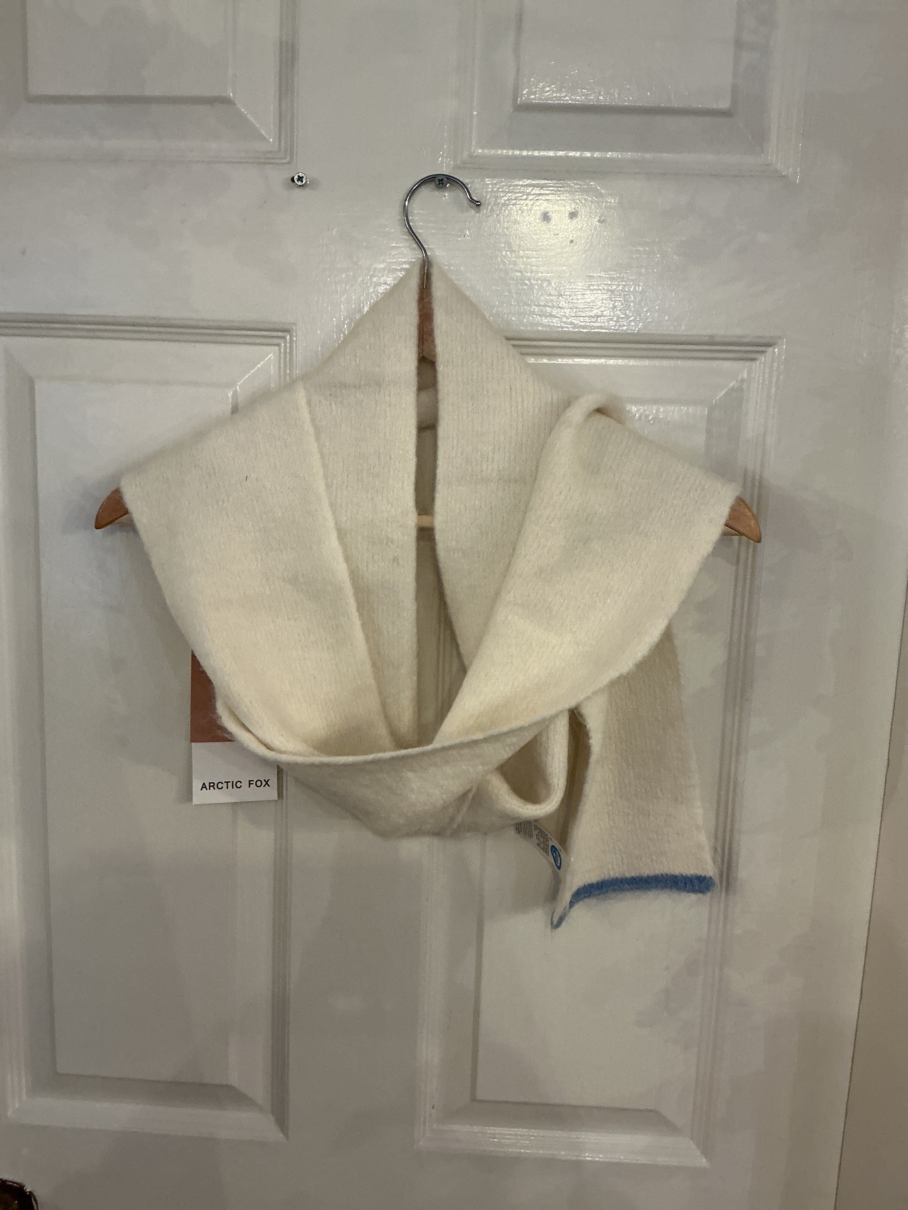 Alpaca Skinny Scarf in White