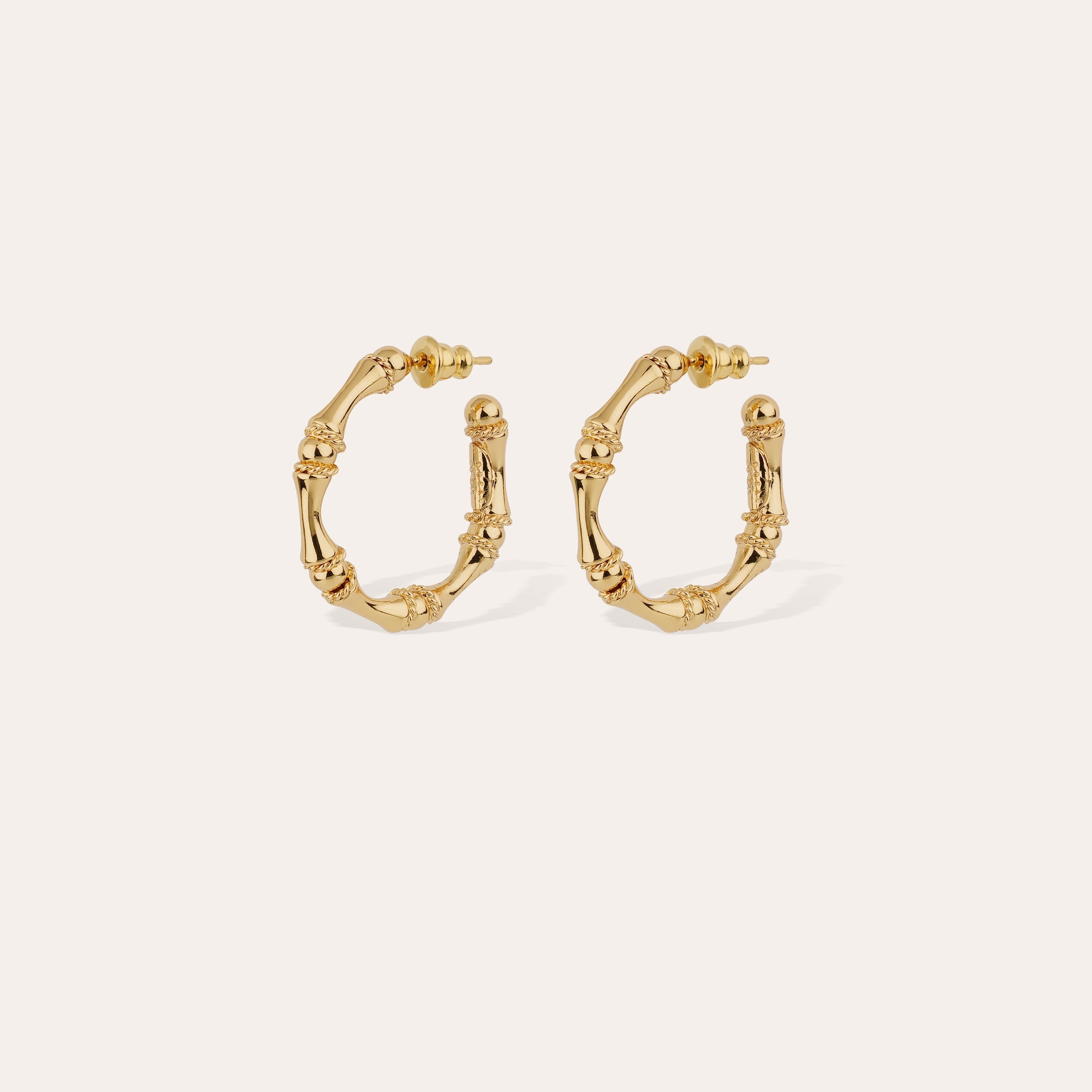 Bambou Mini Email Earrings in Gold