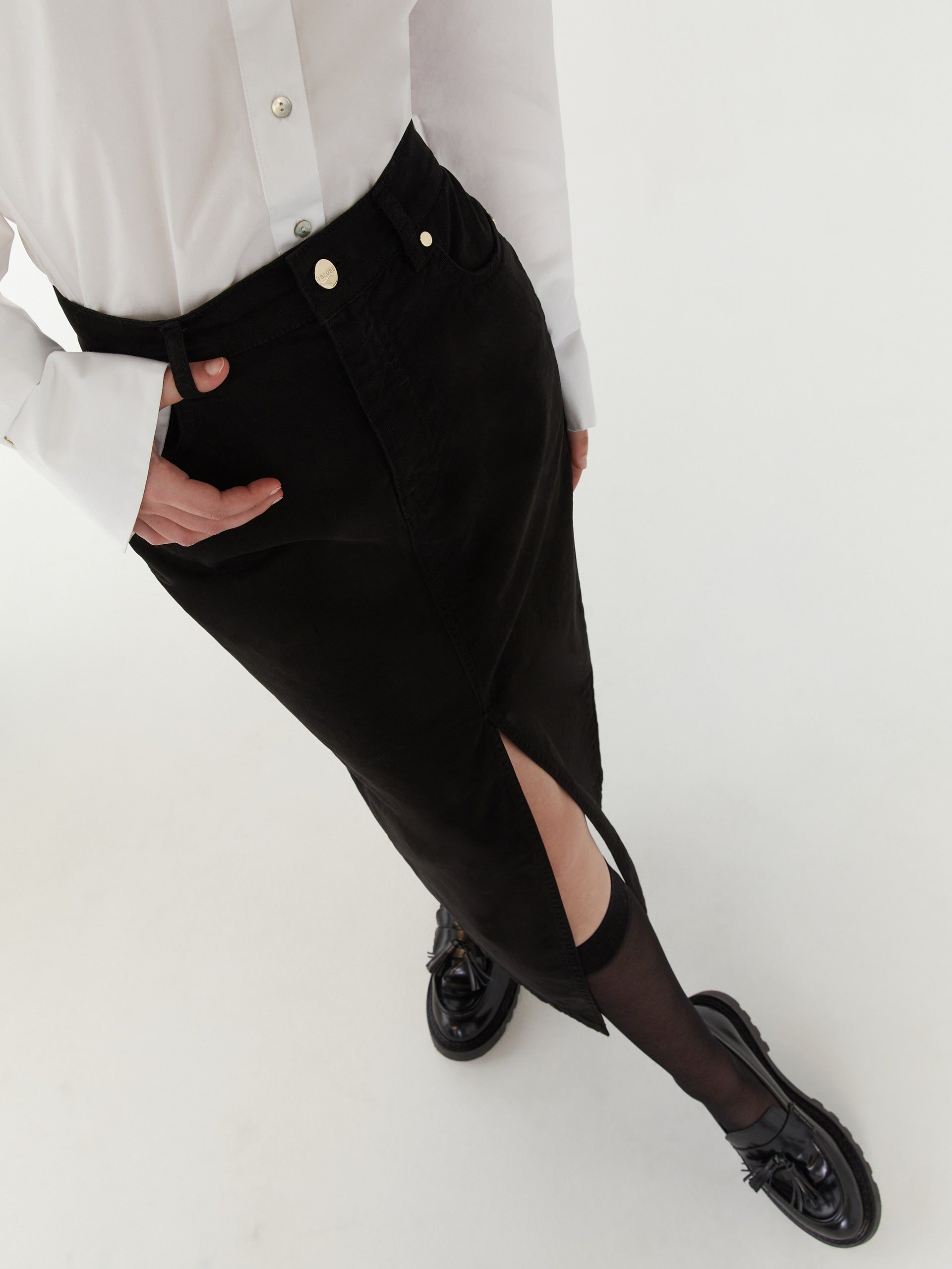 Pre Loved Belli Cotton Straight Pocket Skirt in Black