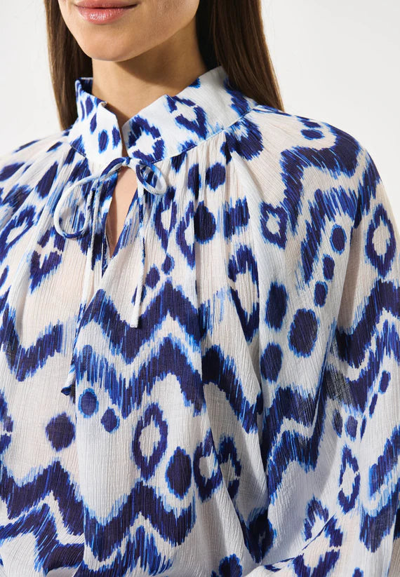 Cassisa 100% Cotton Viscose Blouse in Solar Design