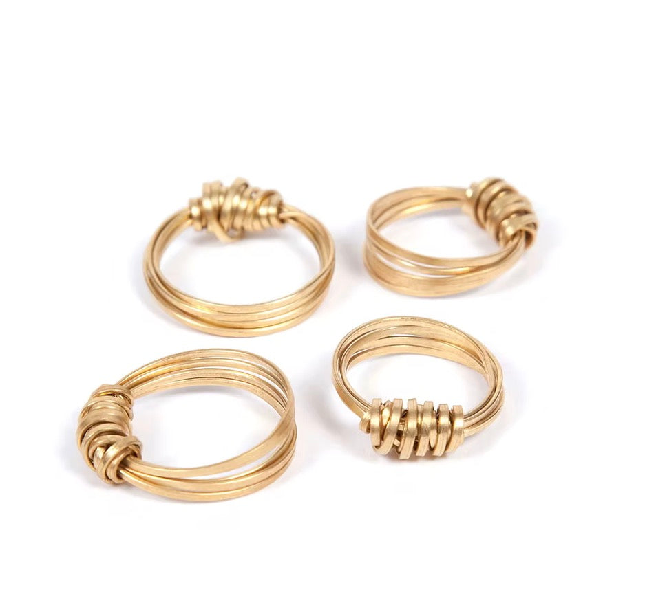 Brass Ribbon Ring O
