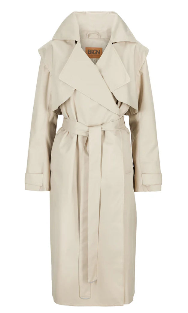 Regndråpe Trench coat in Sand