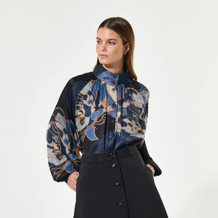 Nita Dea Blouse in Alepidia blue