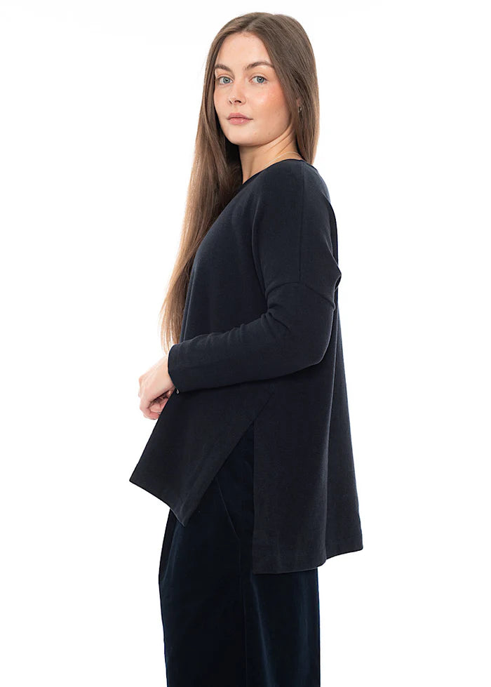 Emotiva Jumper in Dark Navy Notte