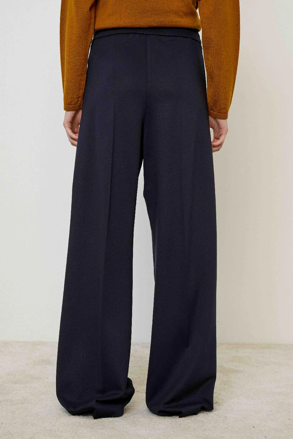 Straight leg trousers in Blue Parisien