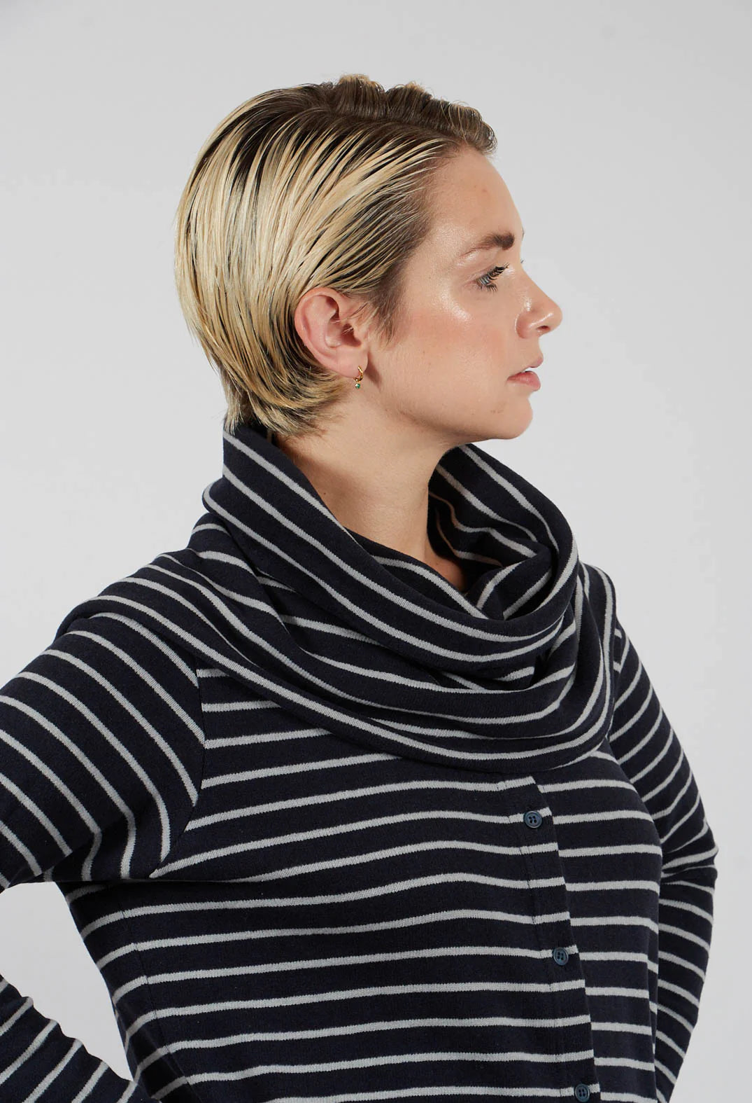 Spacco soft fleece snood in Notte ( Dark Navy & Pale Grey Stripe)