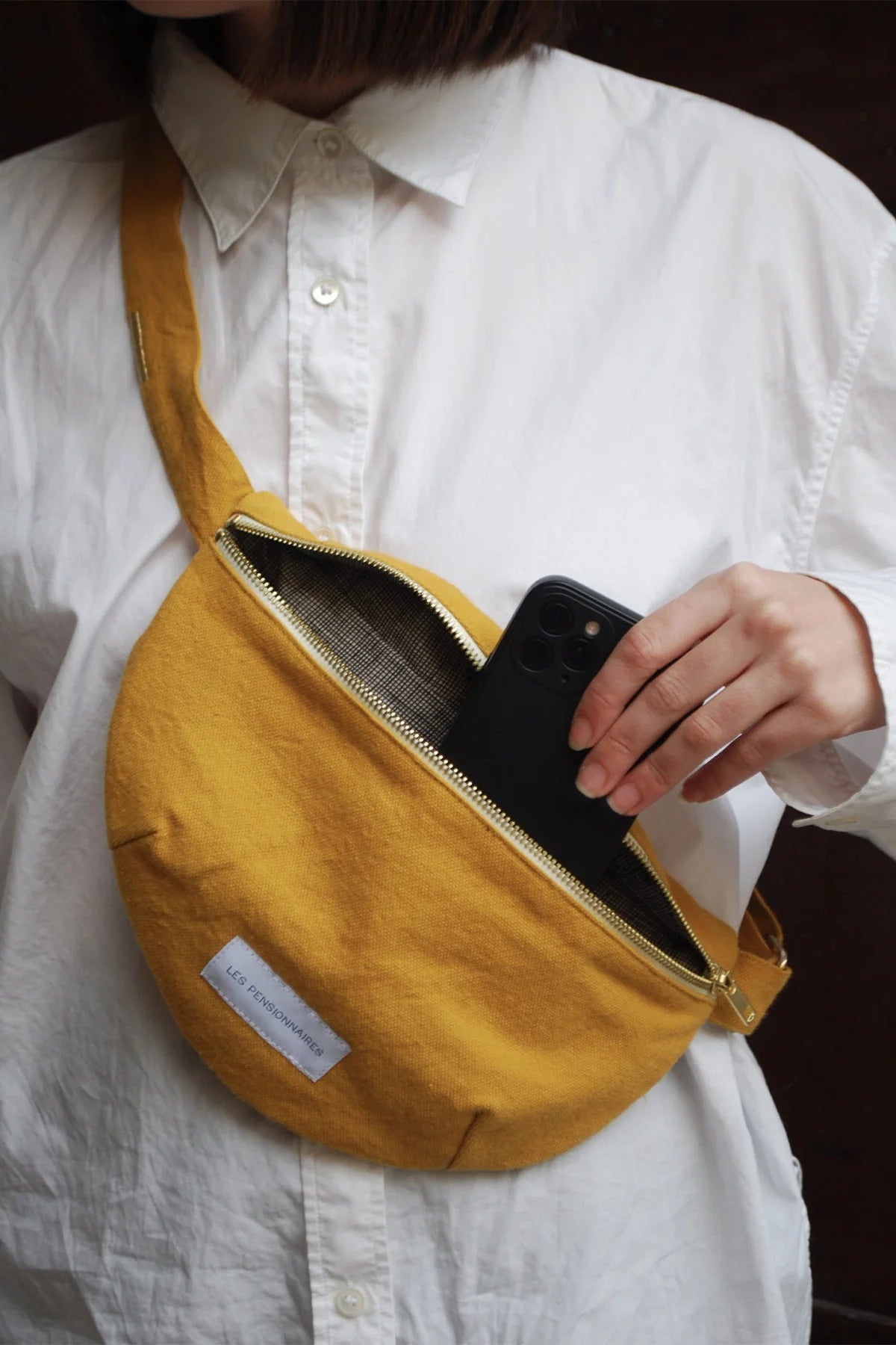Les Pensionnaires Banana bag Organic Cotton in Saffron Yellow