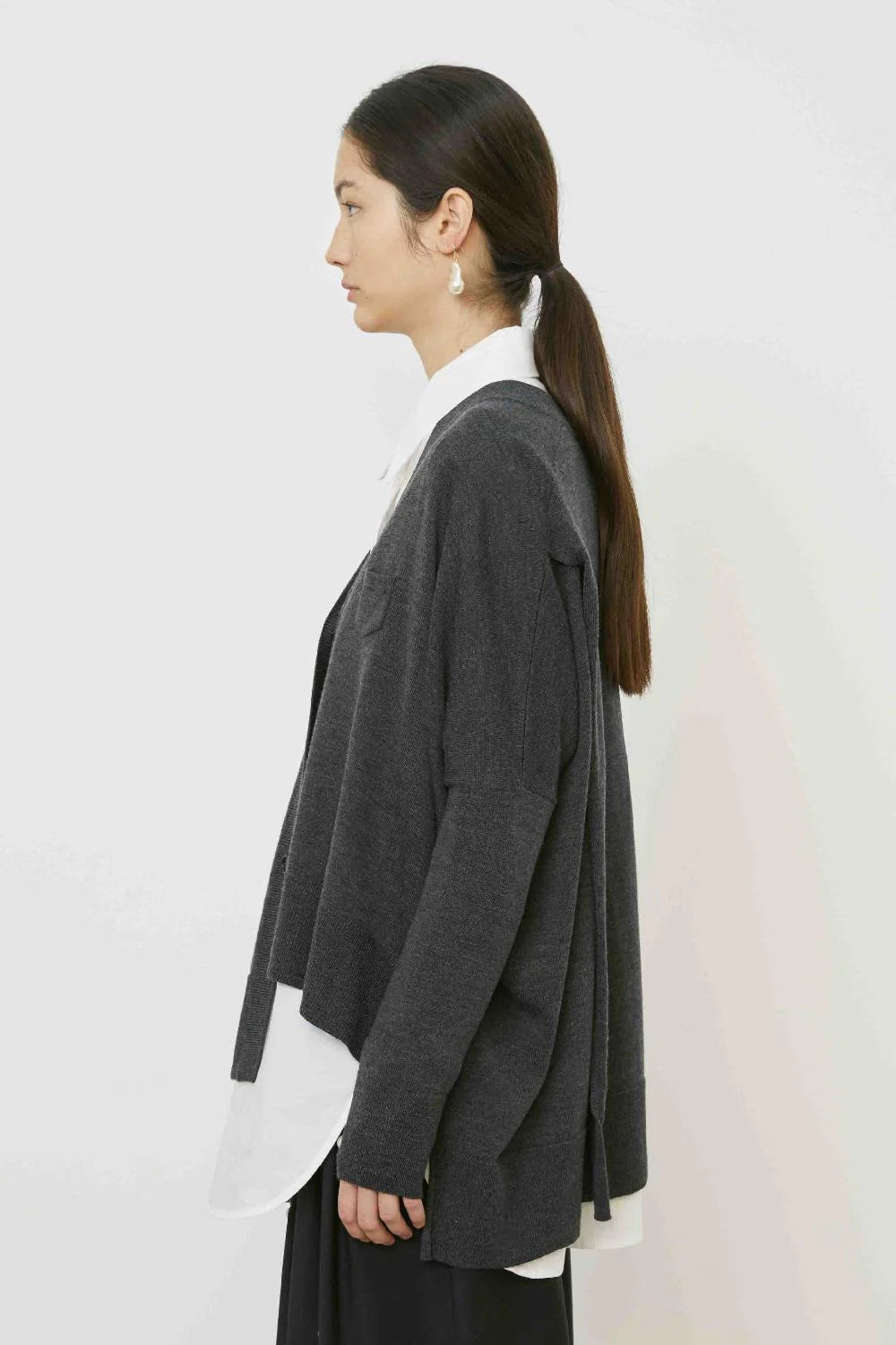 Oversize Cardigan with asymmetrical hem in Storm Grey