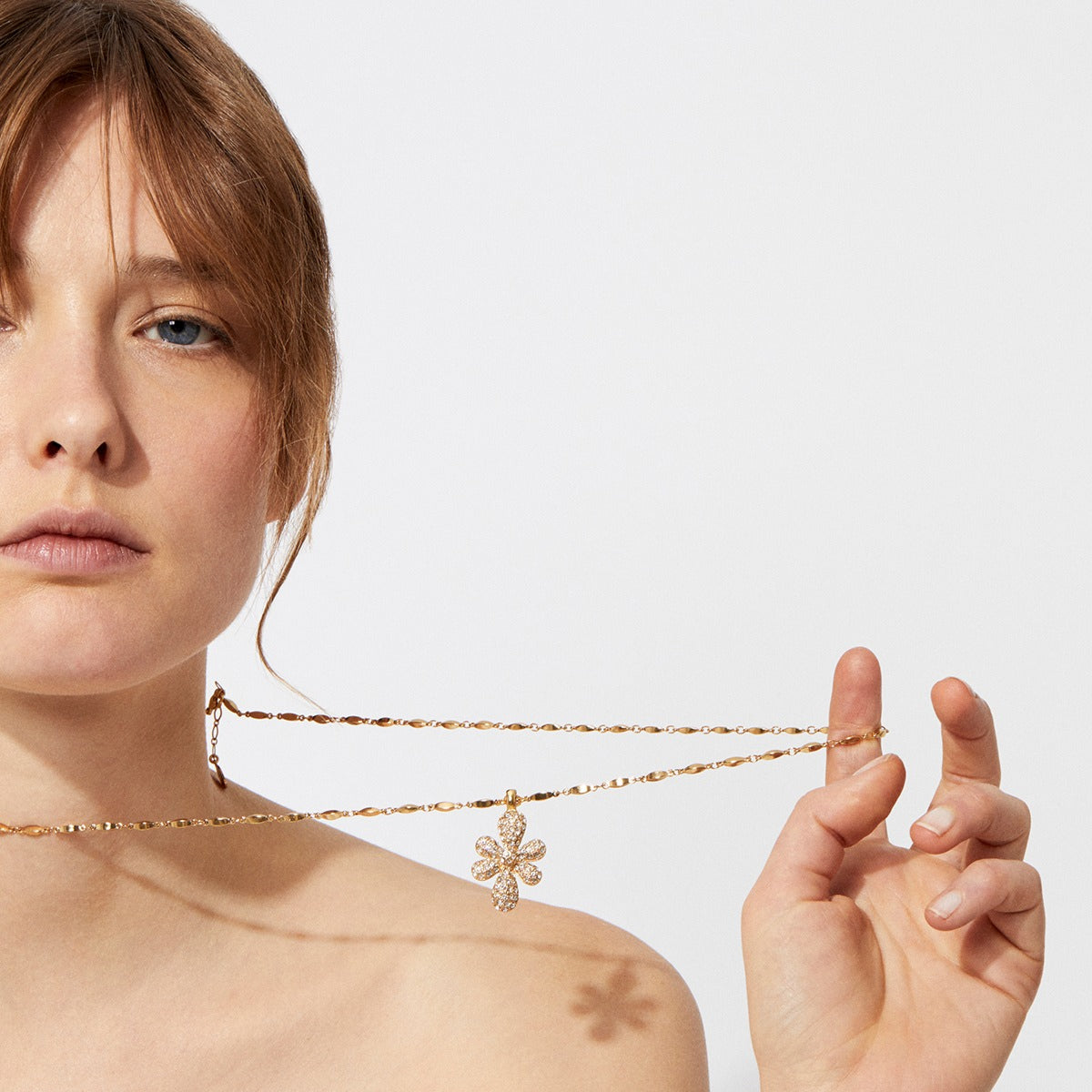 Agapa Strass Long Necklace in Gold