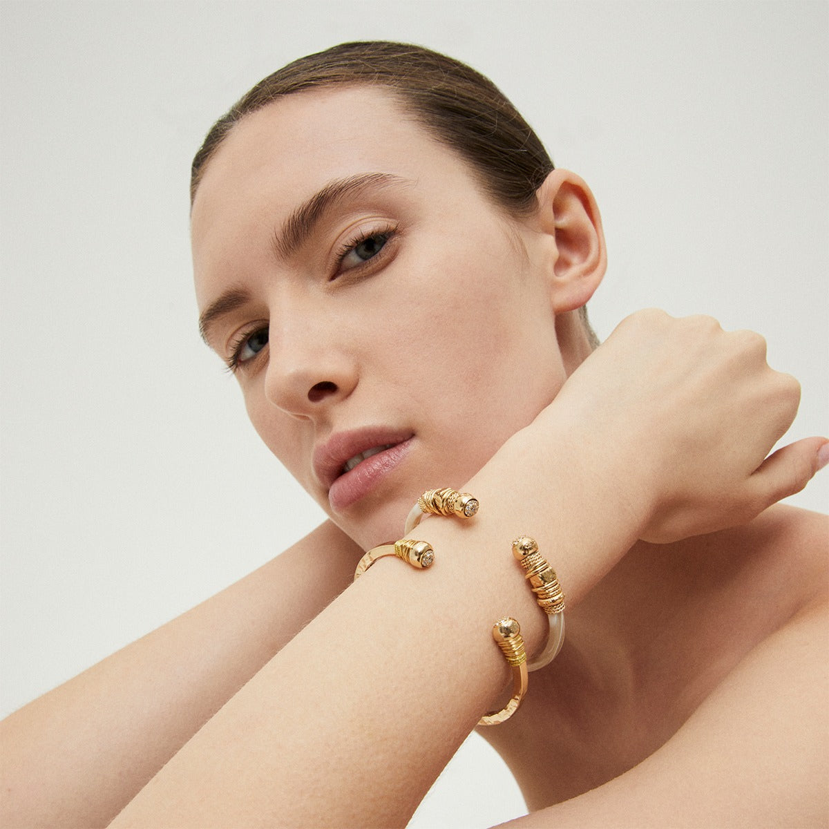 BR Sari Bis Acetate Bracelet in Ivory