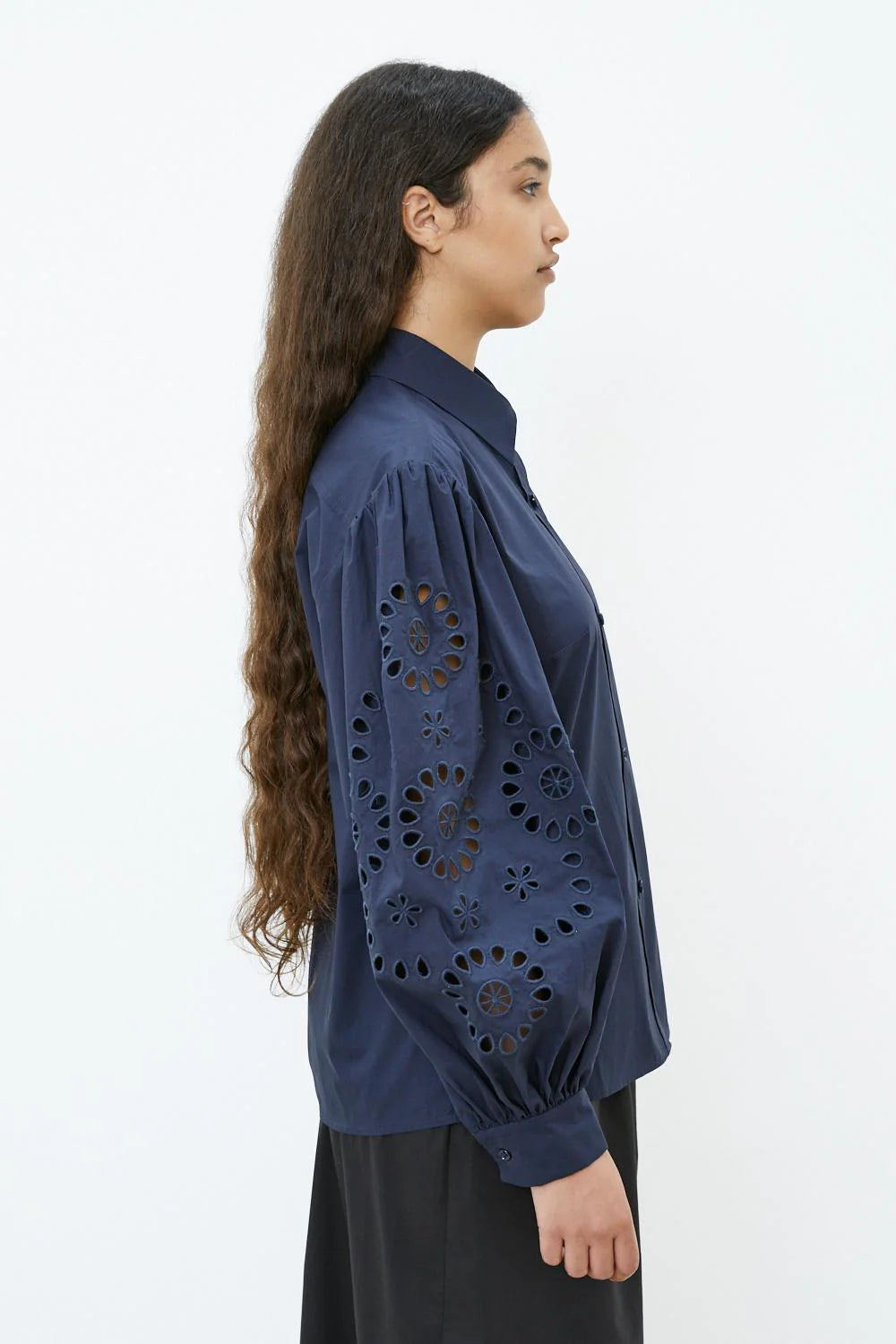 Laser embroidery sleeves shirt 100% cotton in Dark Navy