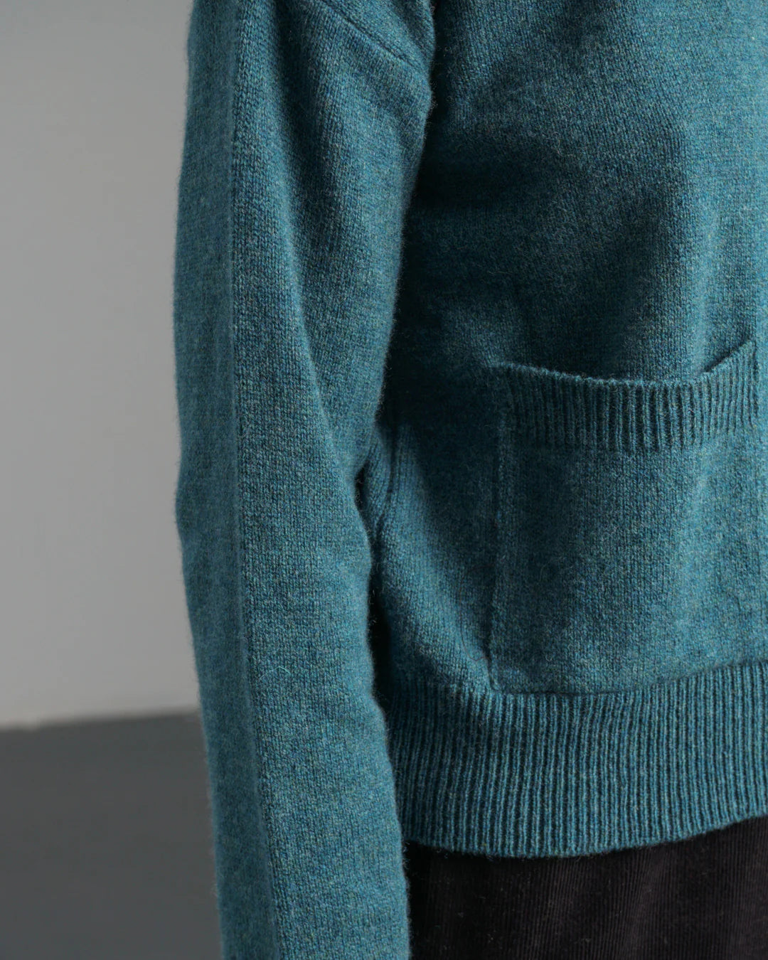 Mira Cropped Cardigan 100% Merino Wool in Hunter