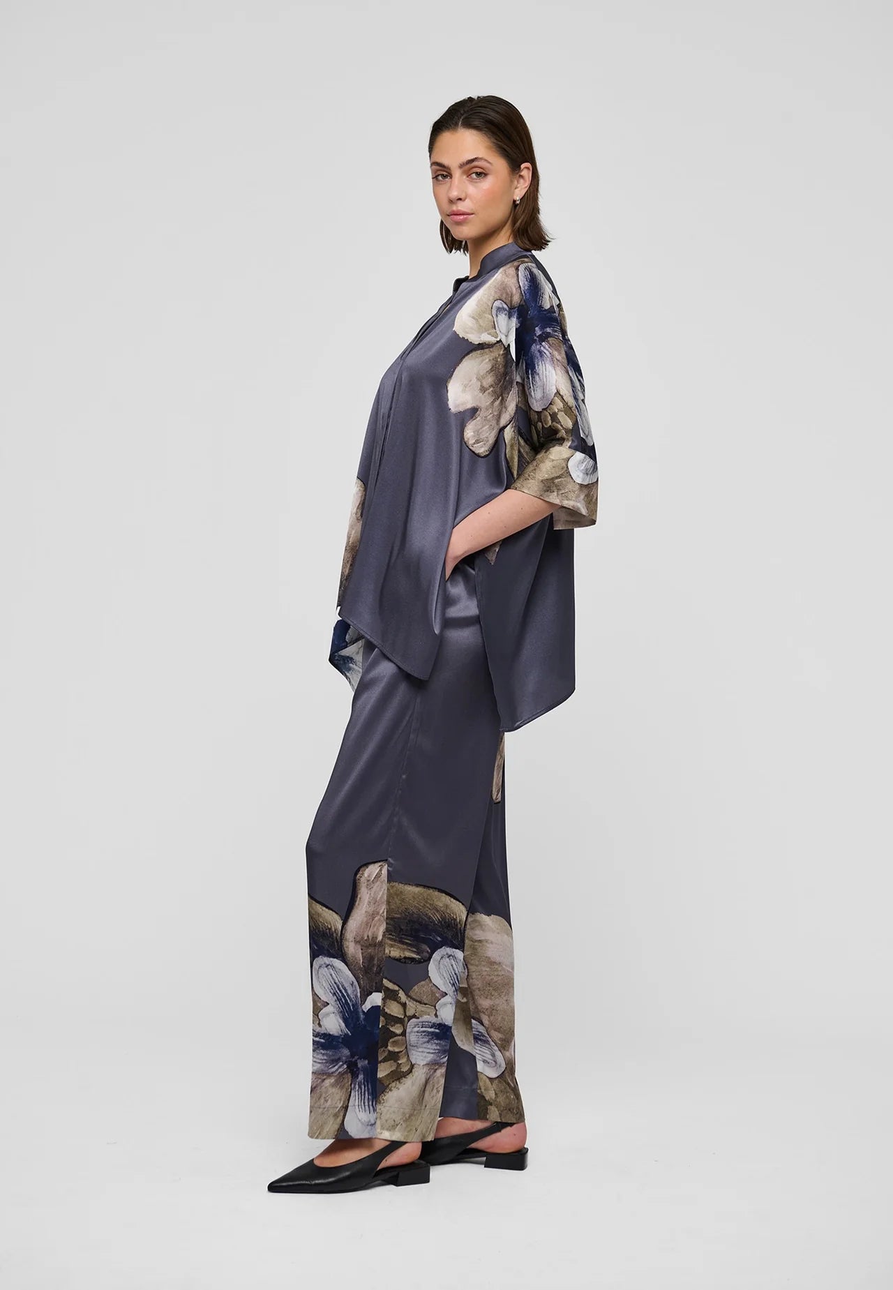 92% Silk Mandy Shirt in Belladonna Steel
