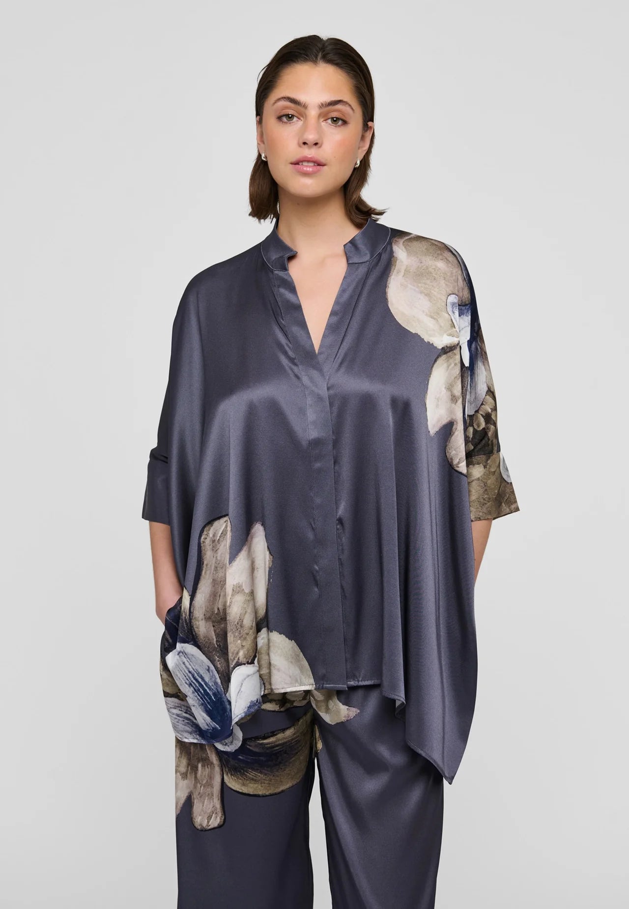 92% Silk Mandy Shirt in Belladonna Steel