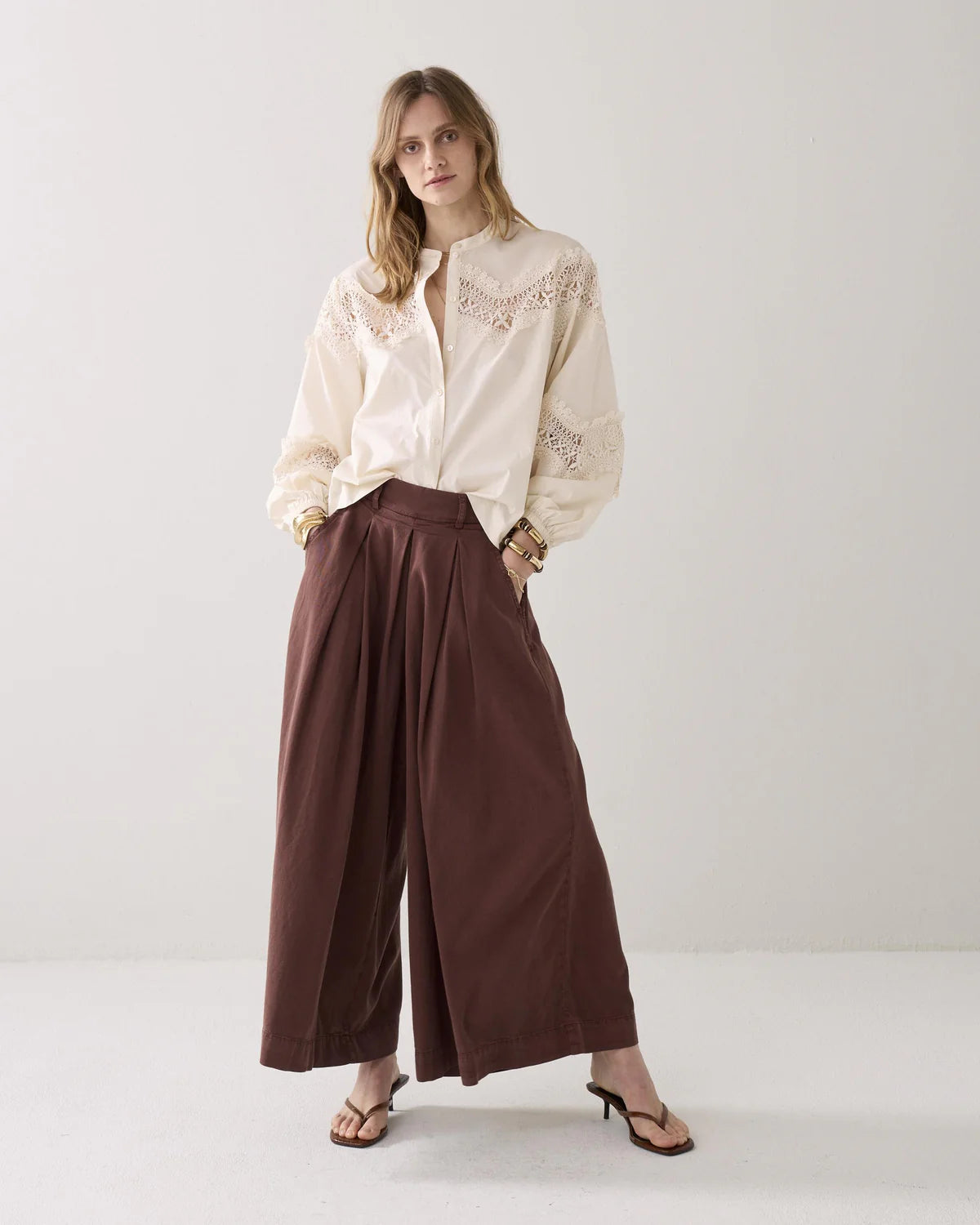 100% Crisp Cotton Poplin Boxy Shirt in Creme