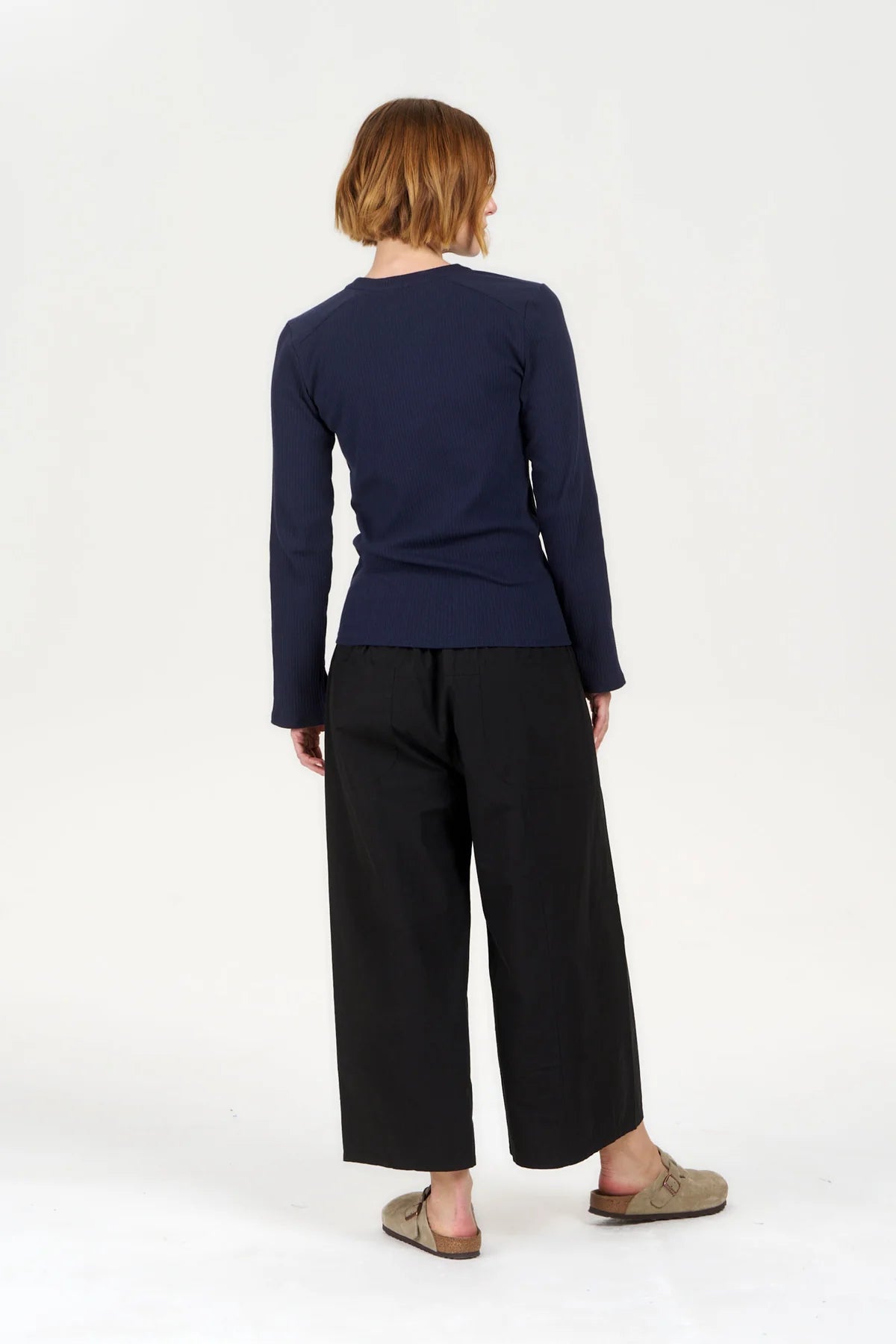 Cleo 100% Organic Cotton Cropped Trousers in Black
