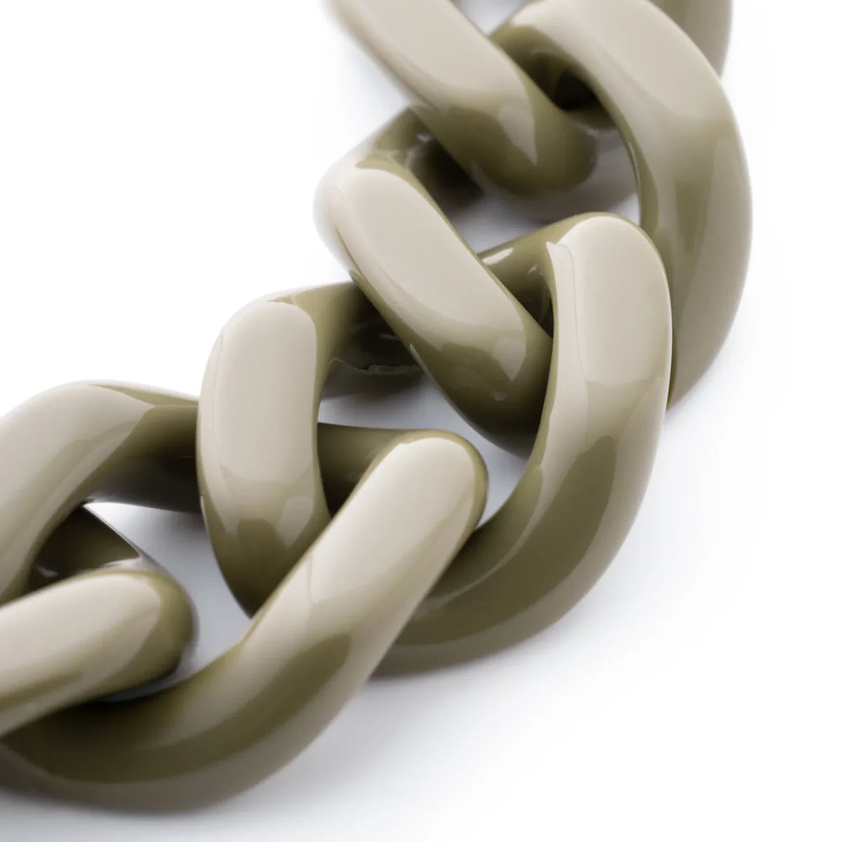 Flat Chain Bracelet in Light Olive