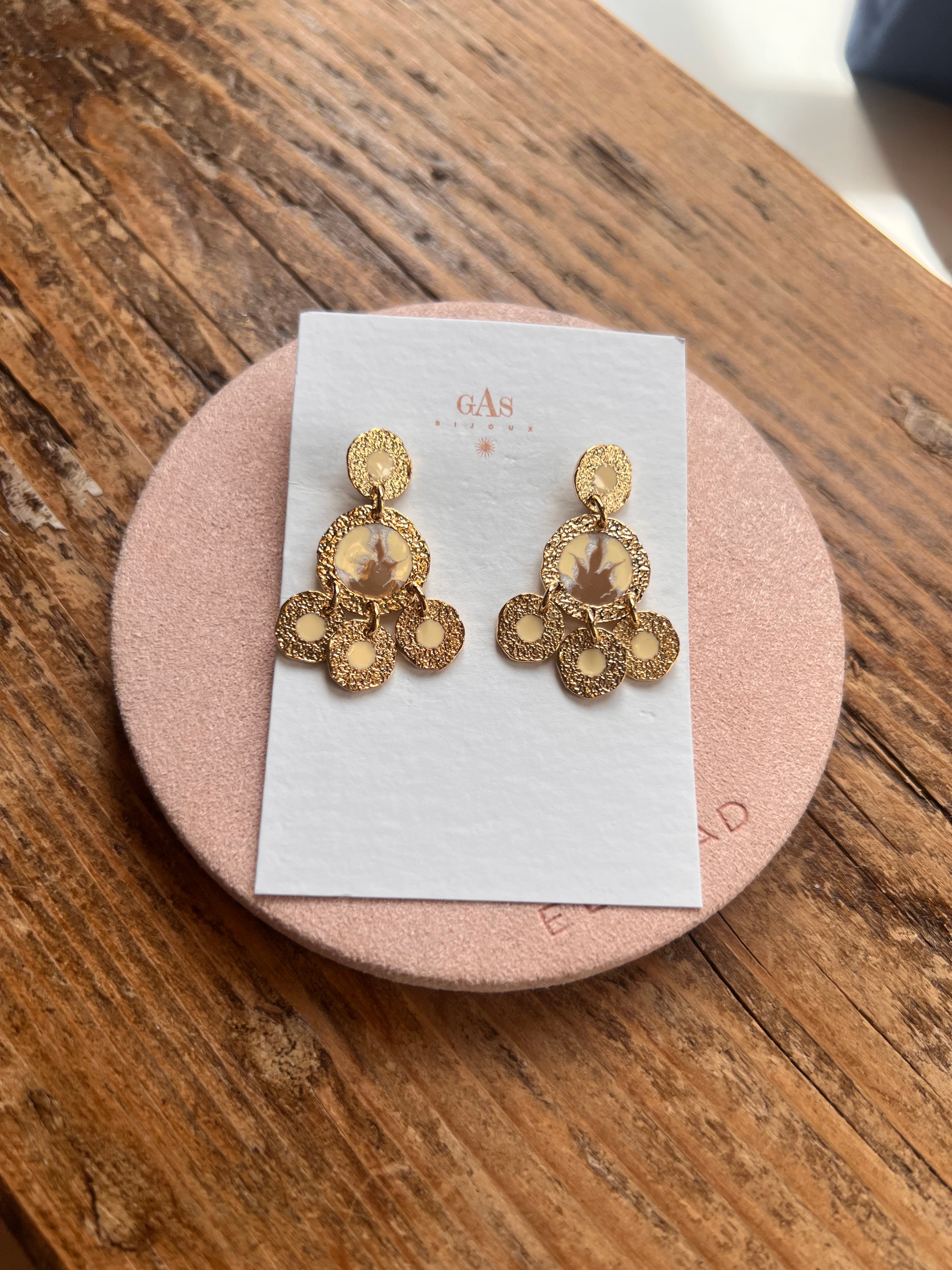 Bo Illusion Earrings in Cream