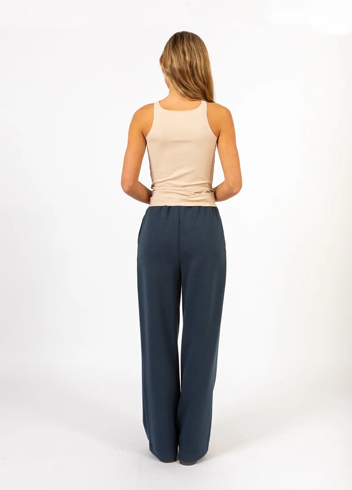 Seamless VIDA Vest Top in Nude