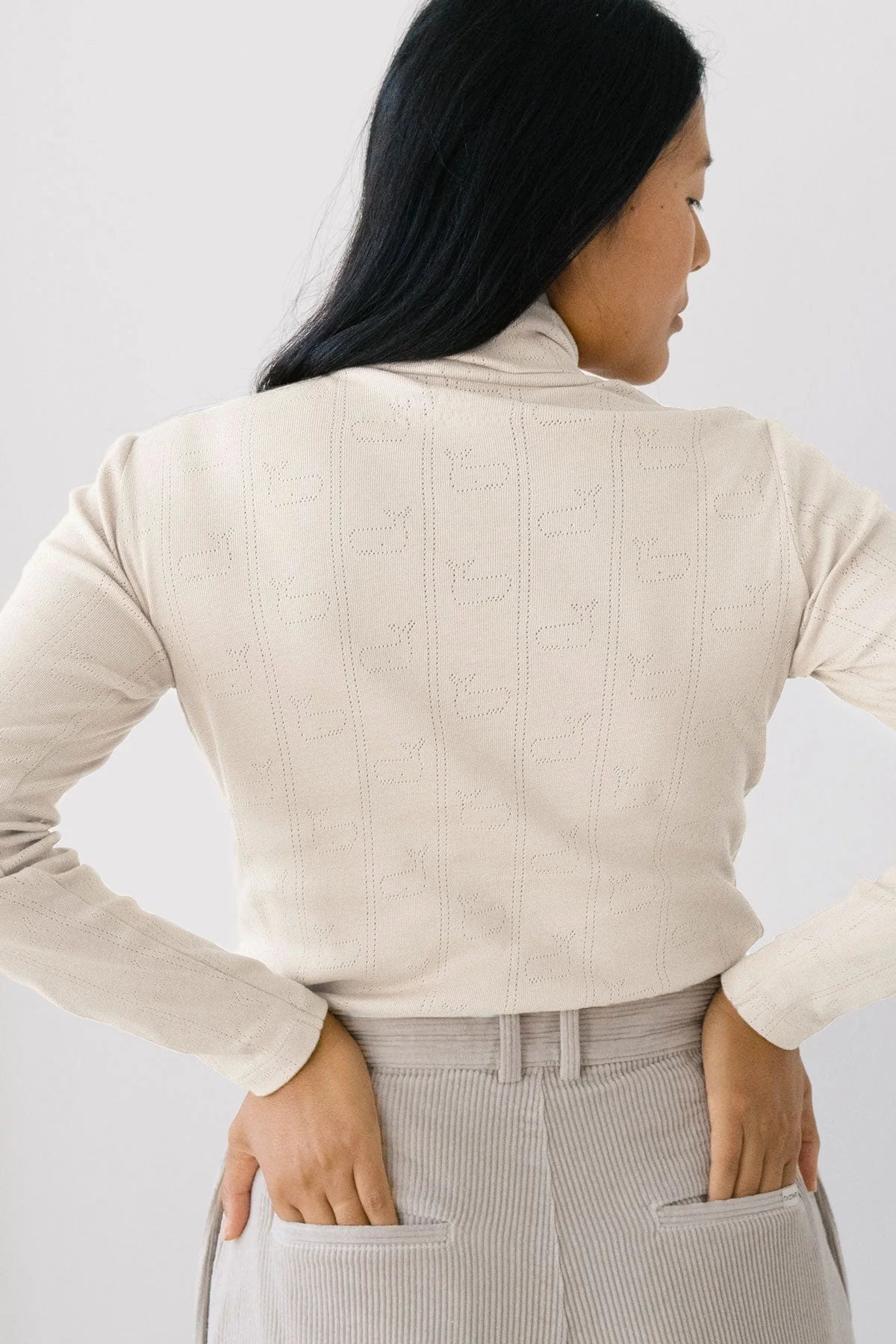 Grabow Turtleneck in Whales Ecru
