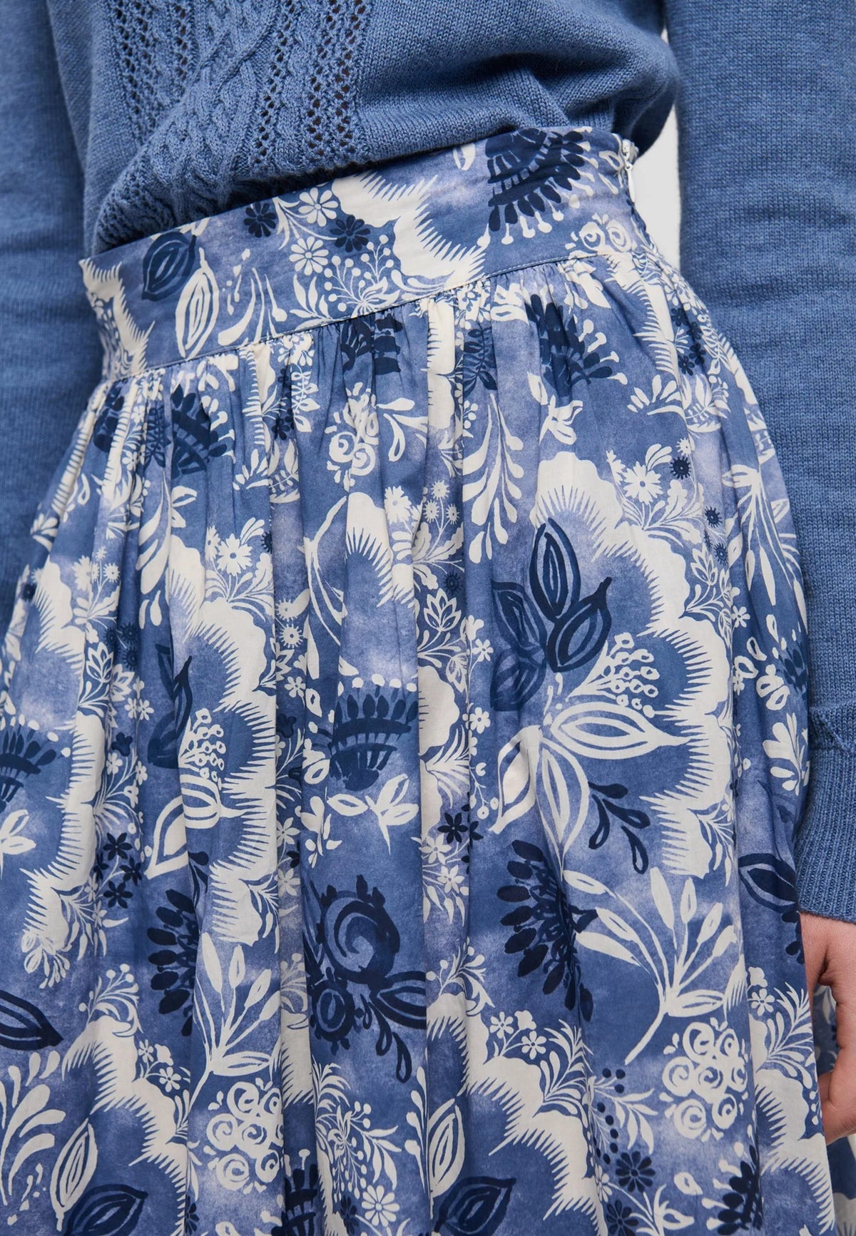 100% Cotton Edda Skirt in Paradise Space