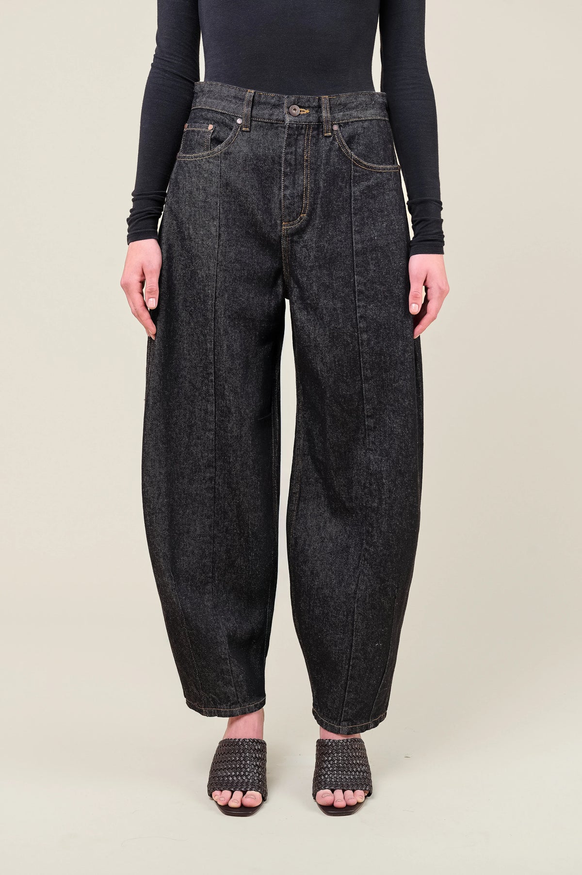 100% Cotton Naya Barrel Leg Jeans