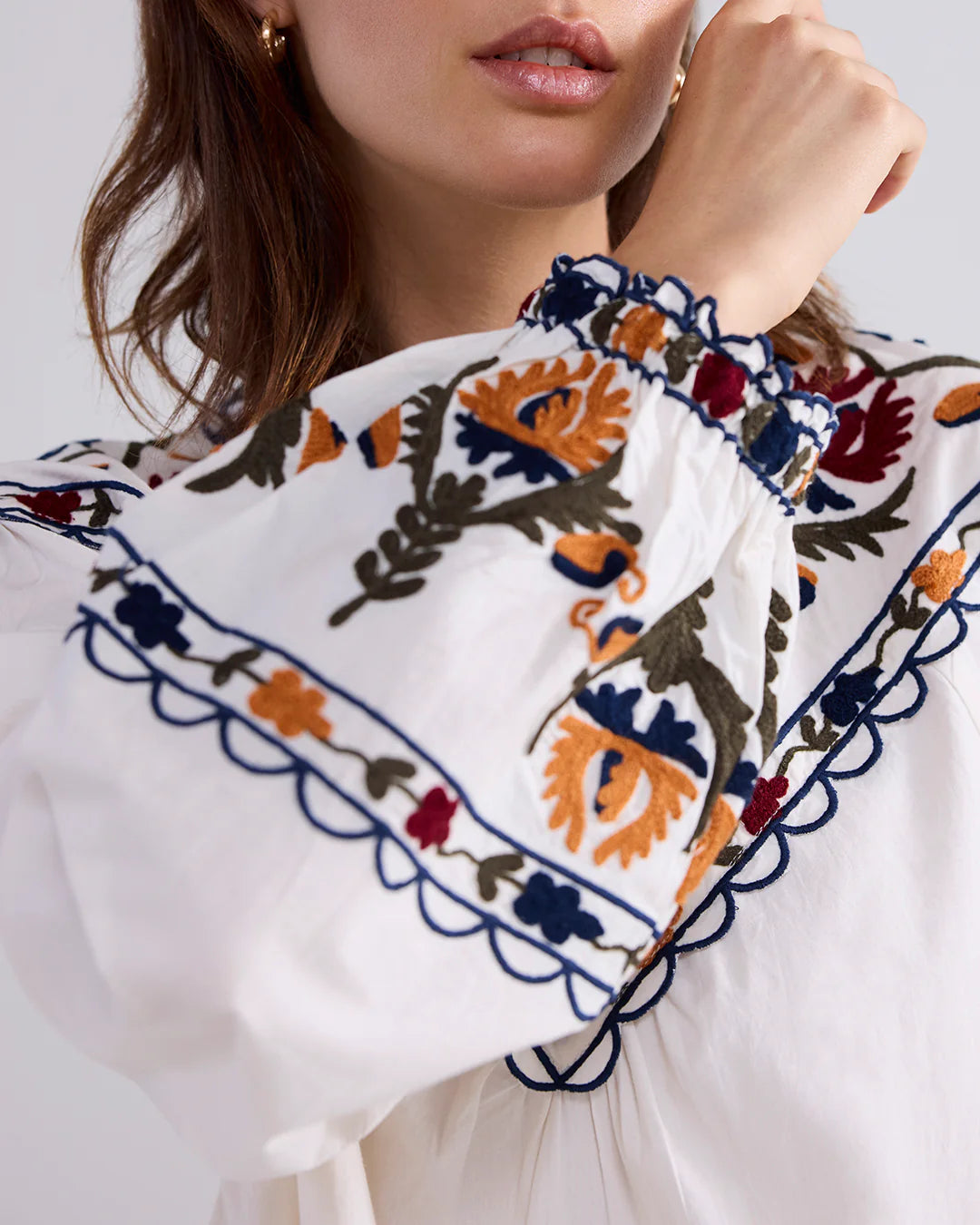 Embroidered 100% Cotton Cream Top - PRE LOVED piece