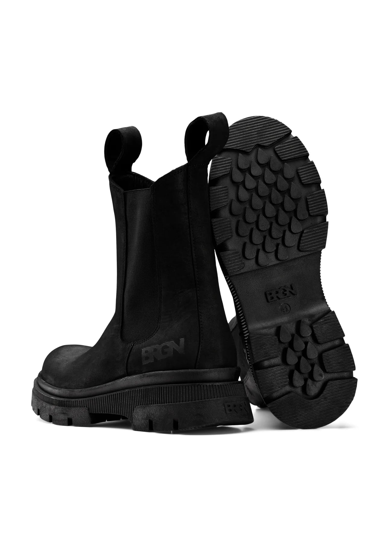 Chelsea Leather Boot in New Black