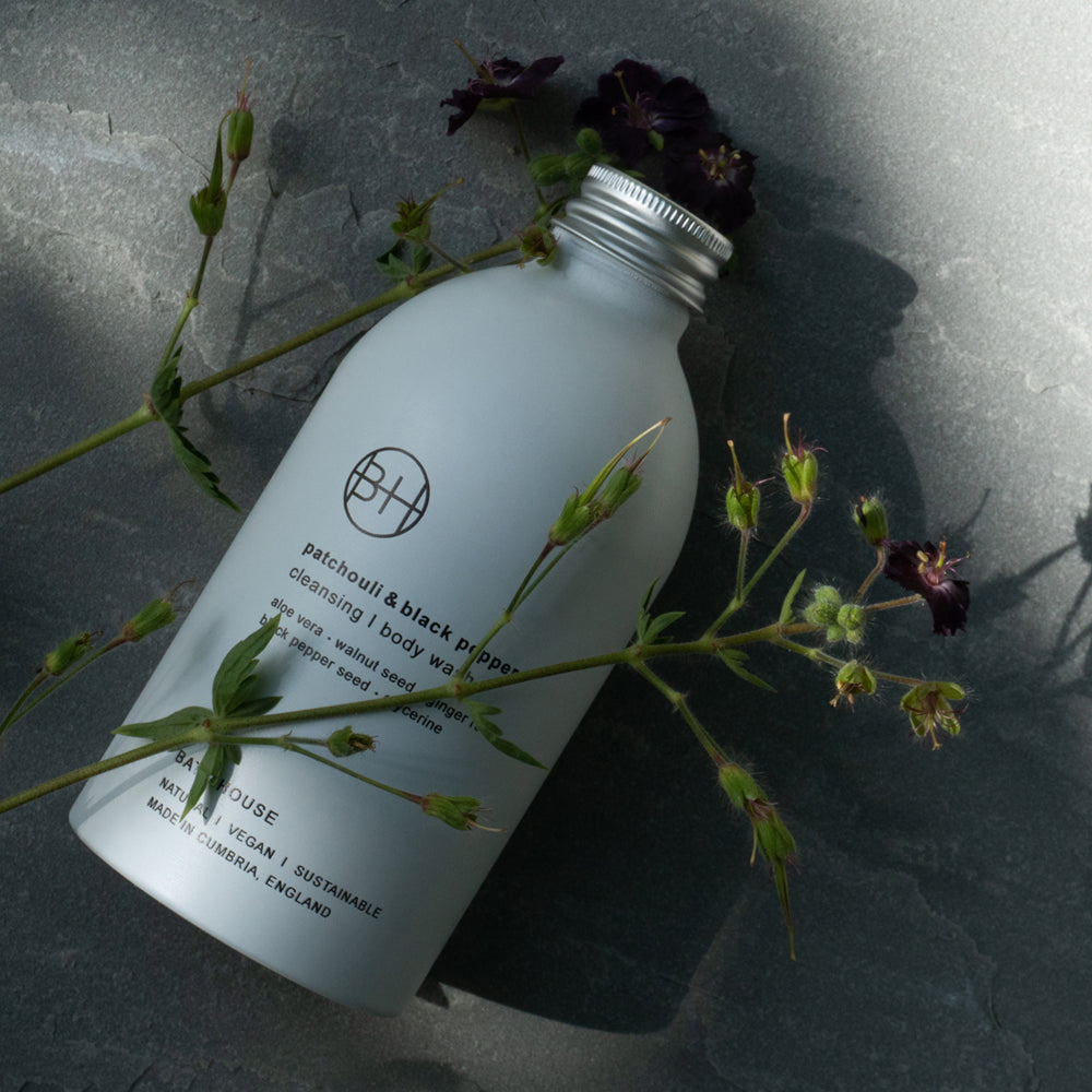Patchouli and Black Pepper Body Wash in 300ml Aluminium Bottle