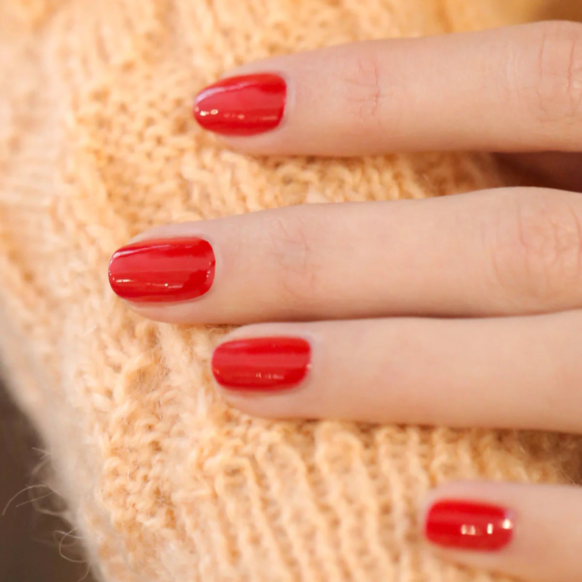 Green Vegan Bio Nail Polish | Poppy Red | 15ml
