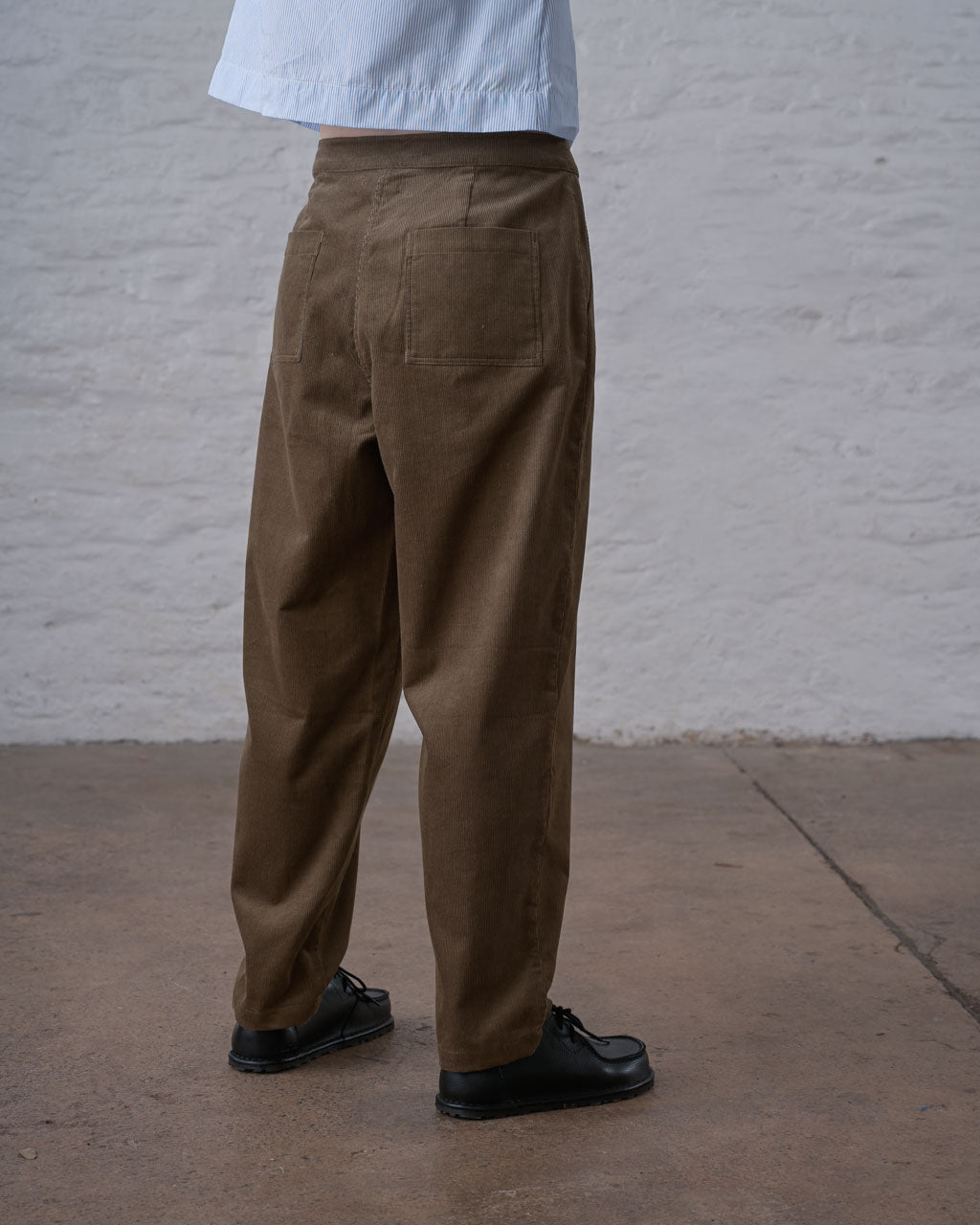 Valentina Narrow leg Cord Trousers in Dark Sand