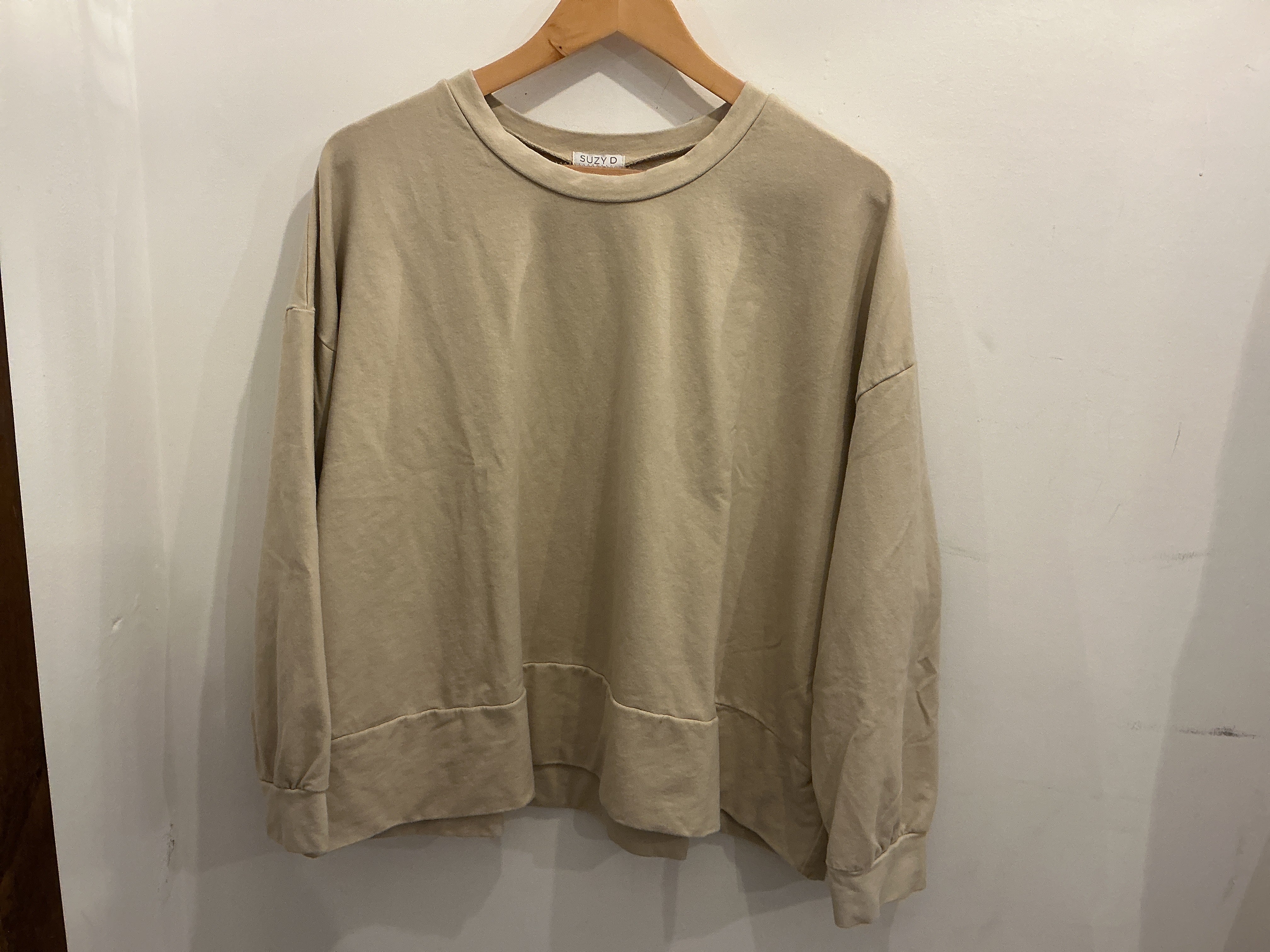 Marta Oversize Sweatshirt wide hem in Almond Milk