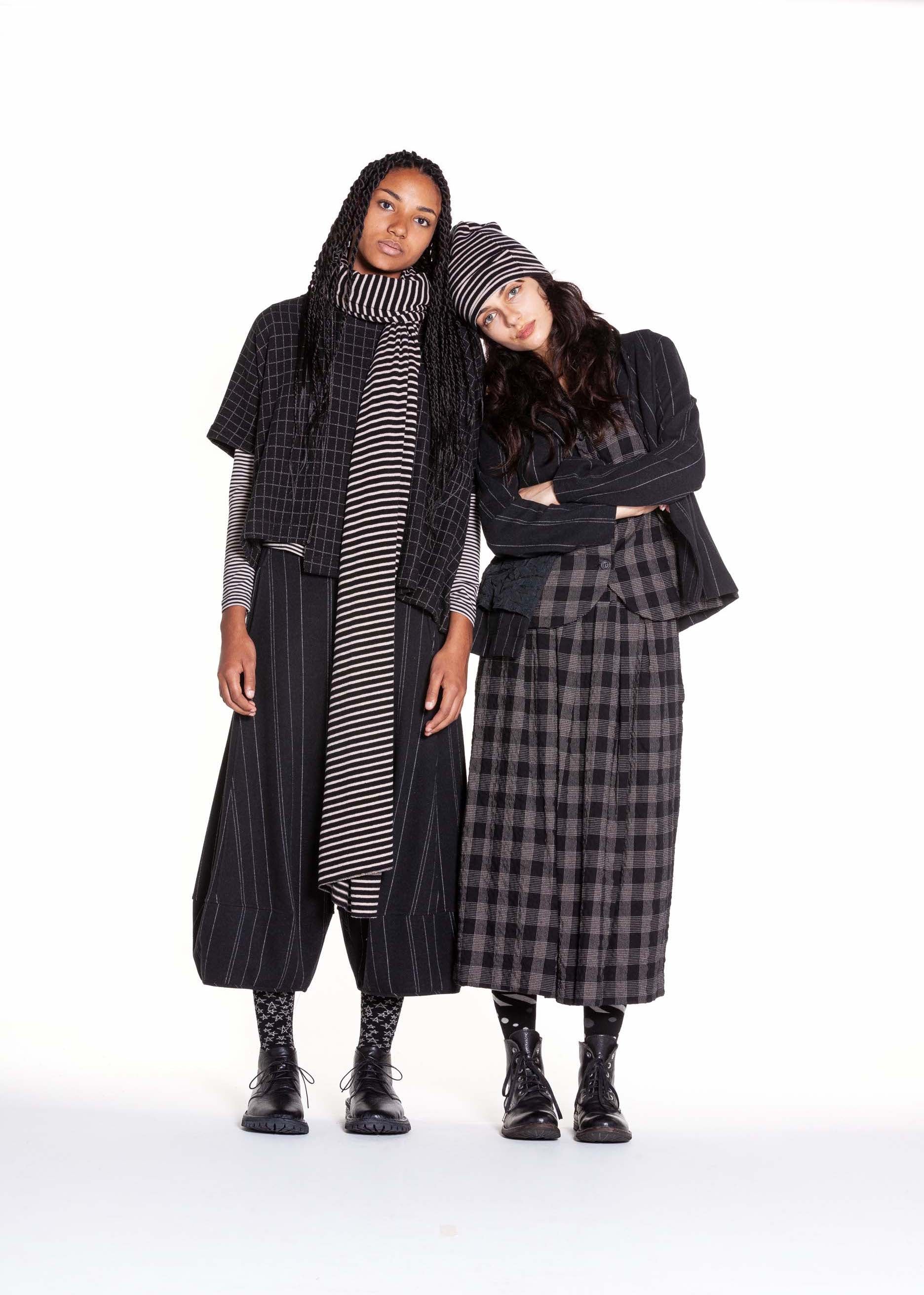 Segovia soft fleece big scarf in Dark Navy and Pale Grey stripe