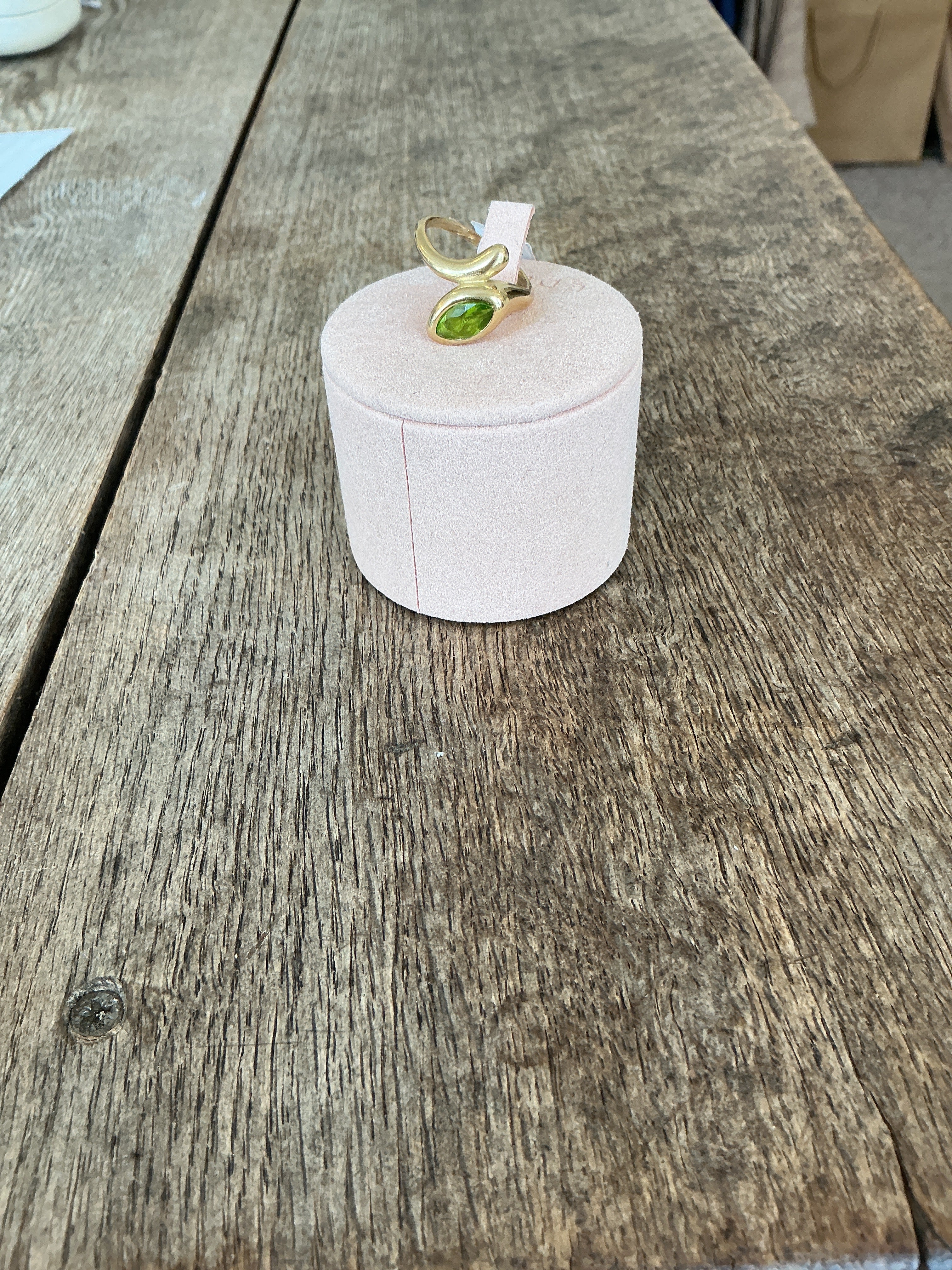 Moments Orianna green zirconia ring