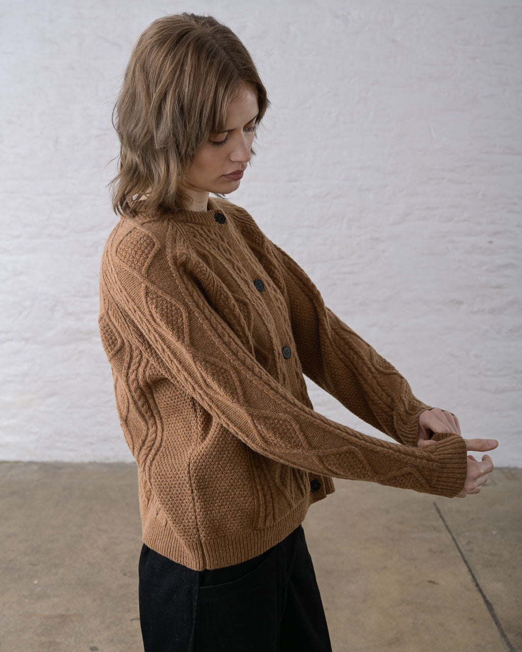 Derby Aran Cardigan in Almond