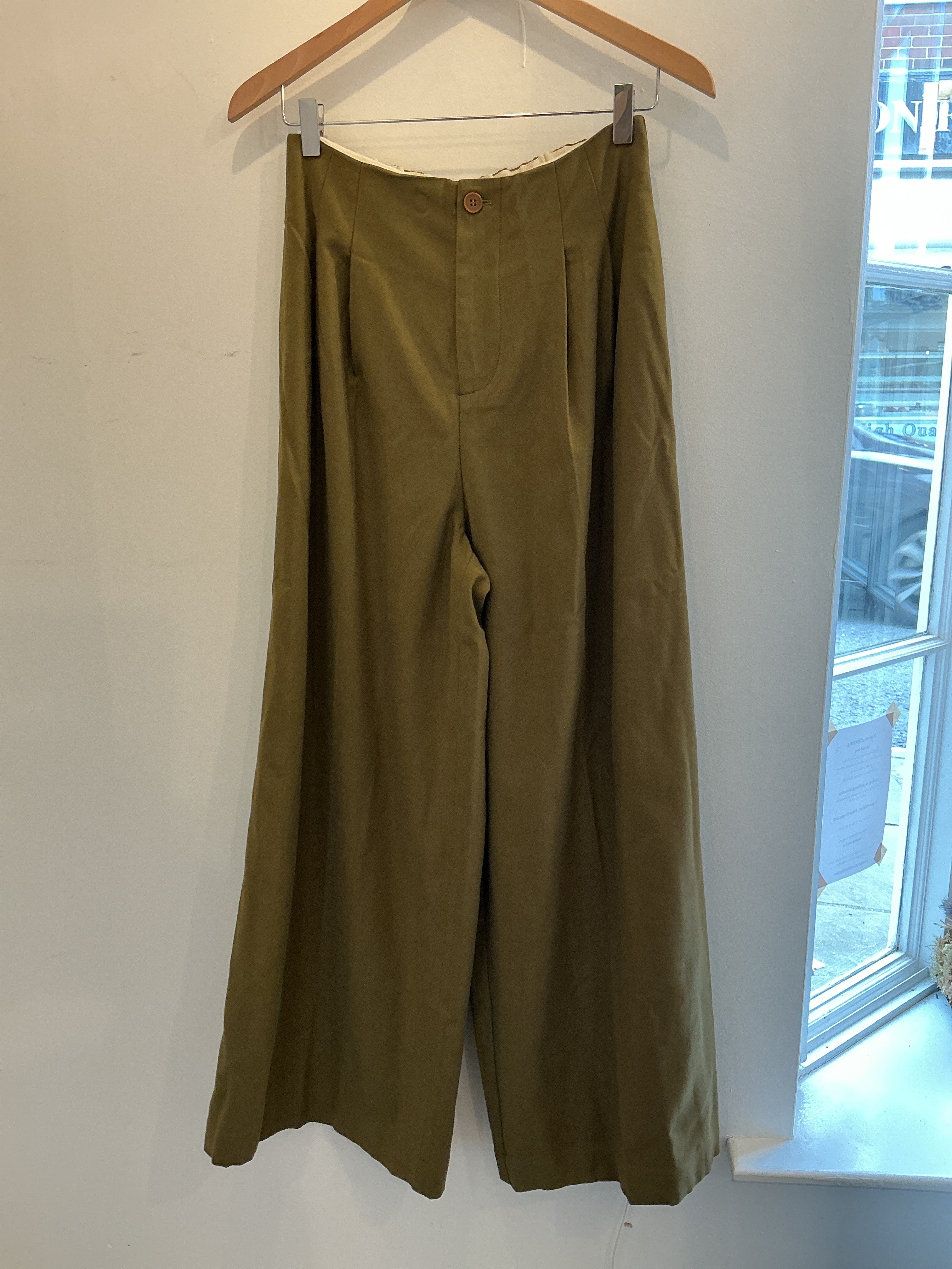 Phybie trousers in Khaki