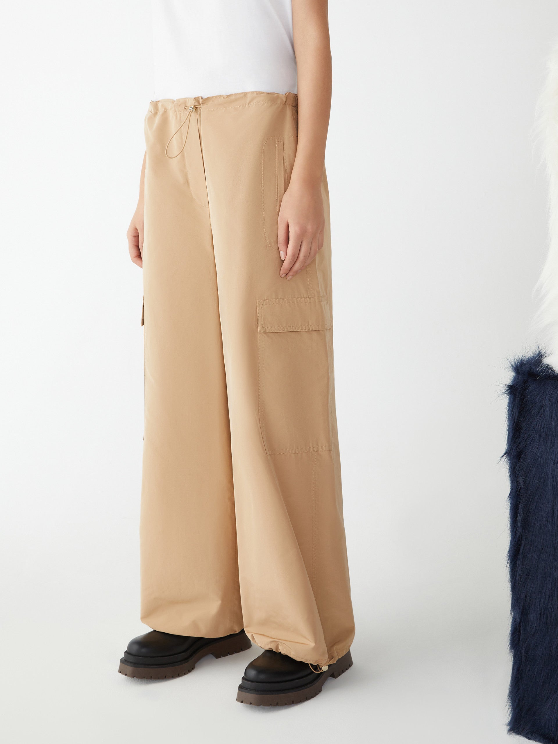 Aster Cargo Trousers in Beige