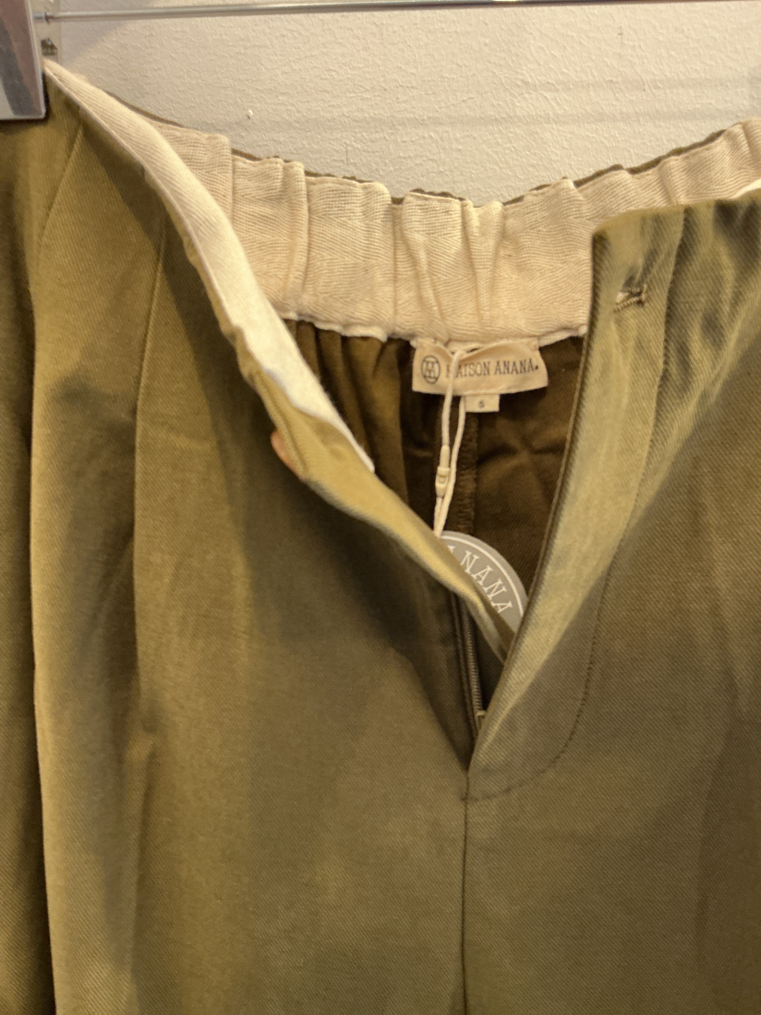 Phybie trousers in Khaki