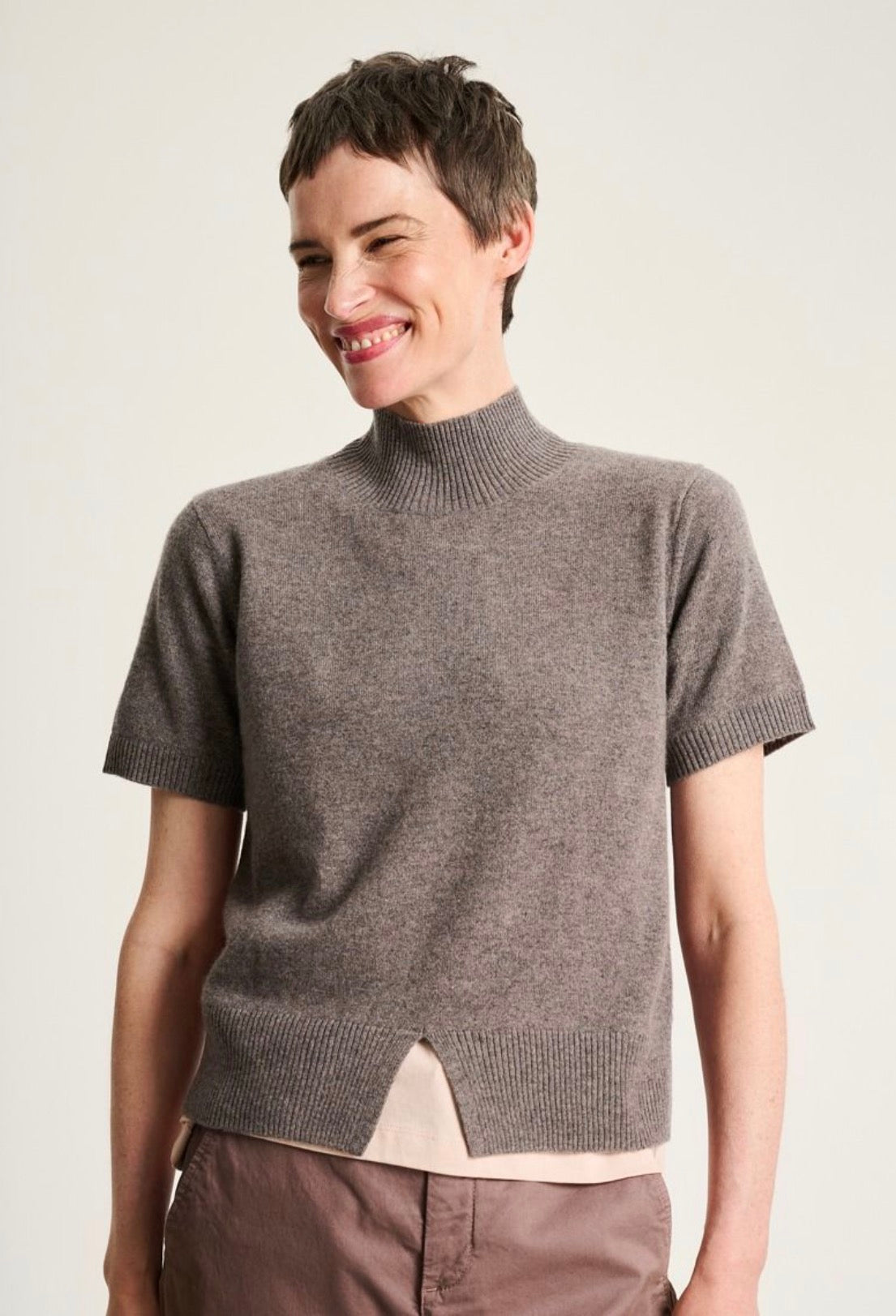 Kumo Cashmere Short Sleeve Jumper in Mink