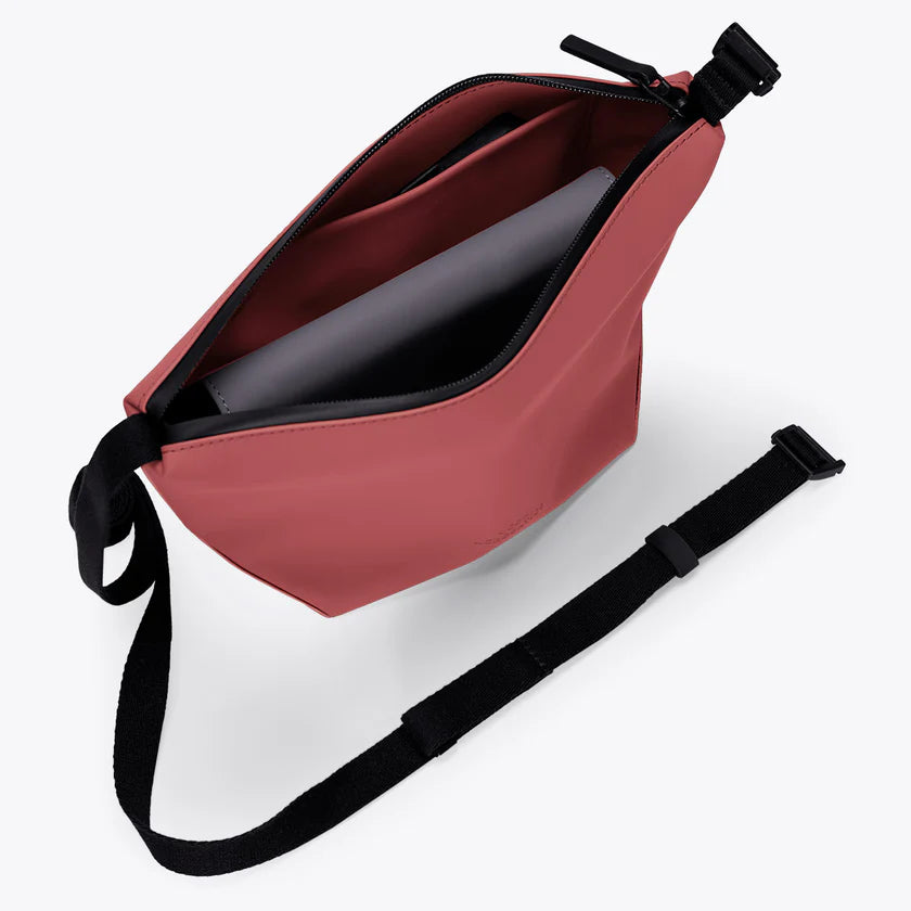 Nola Bag in Hibiscus