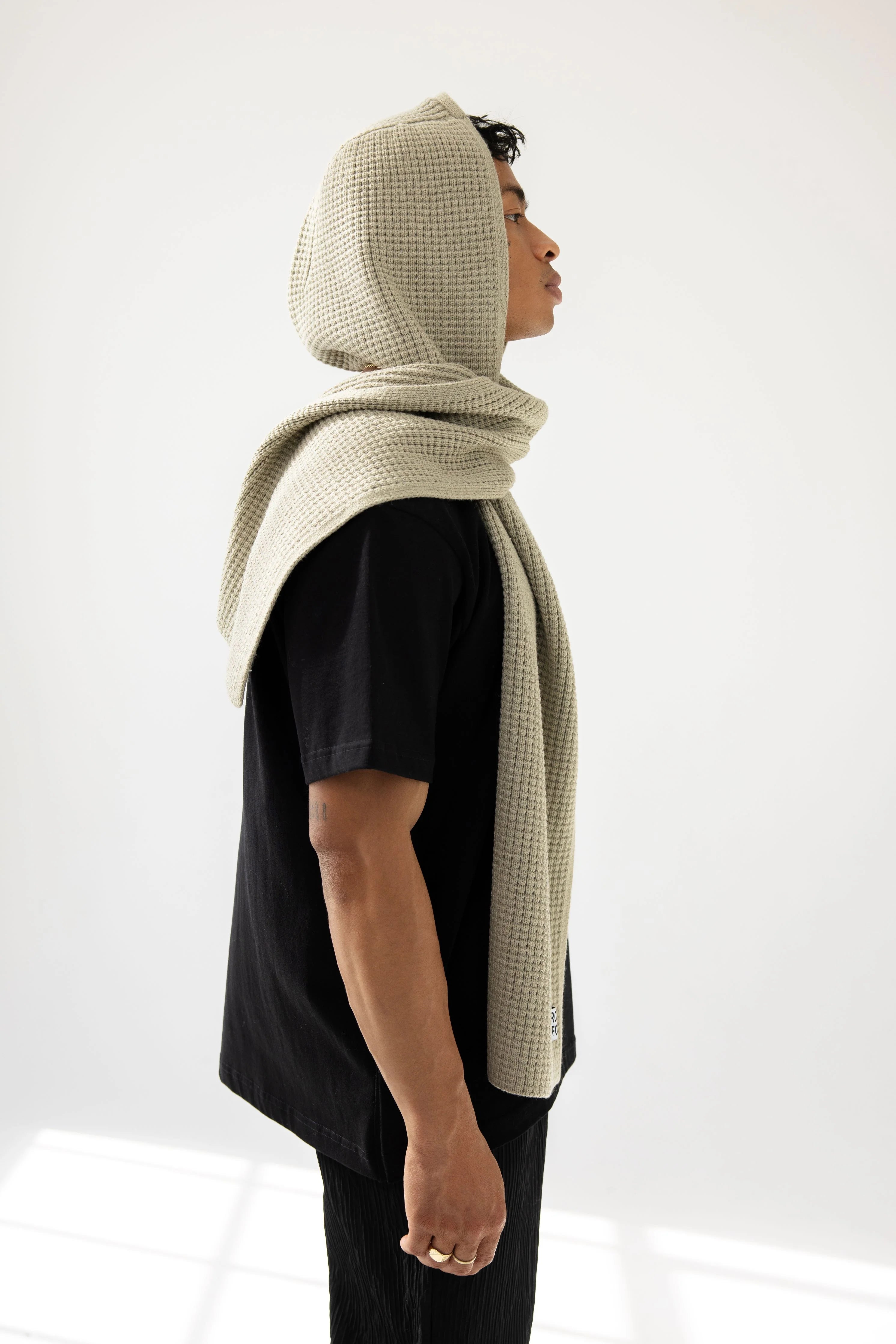 The Recycled Bottle Hooded Scarf in Arctic Grey