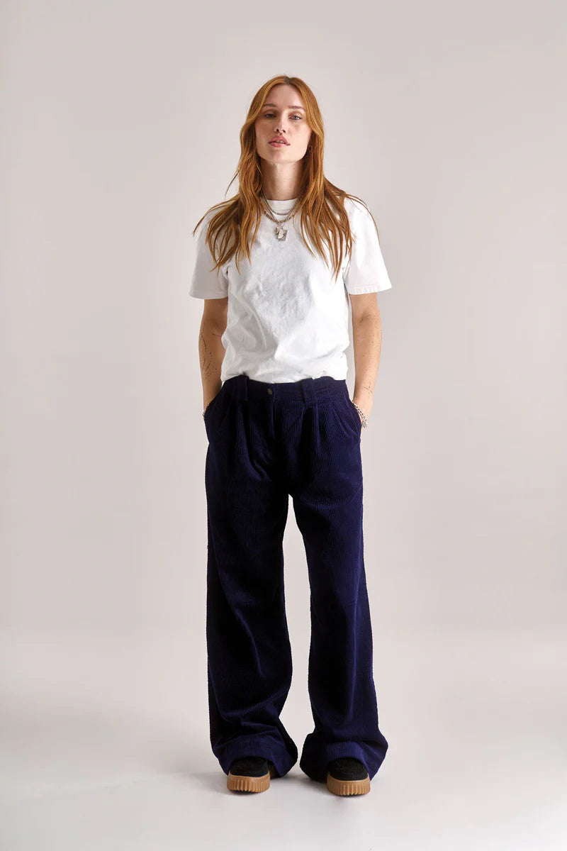 Lola organic cotton trousers in Navy