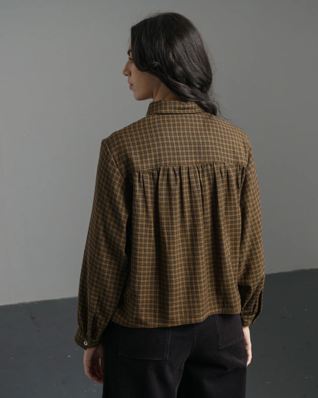 Ada Cropped Blouse in Brown Flannel Check