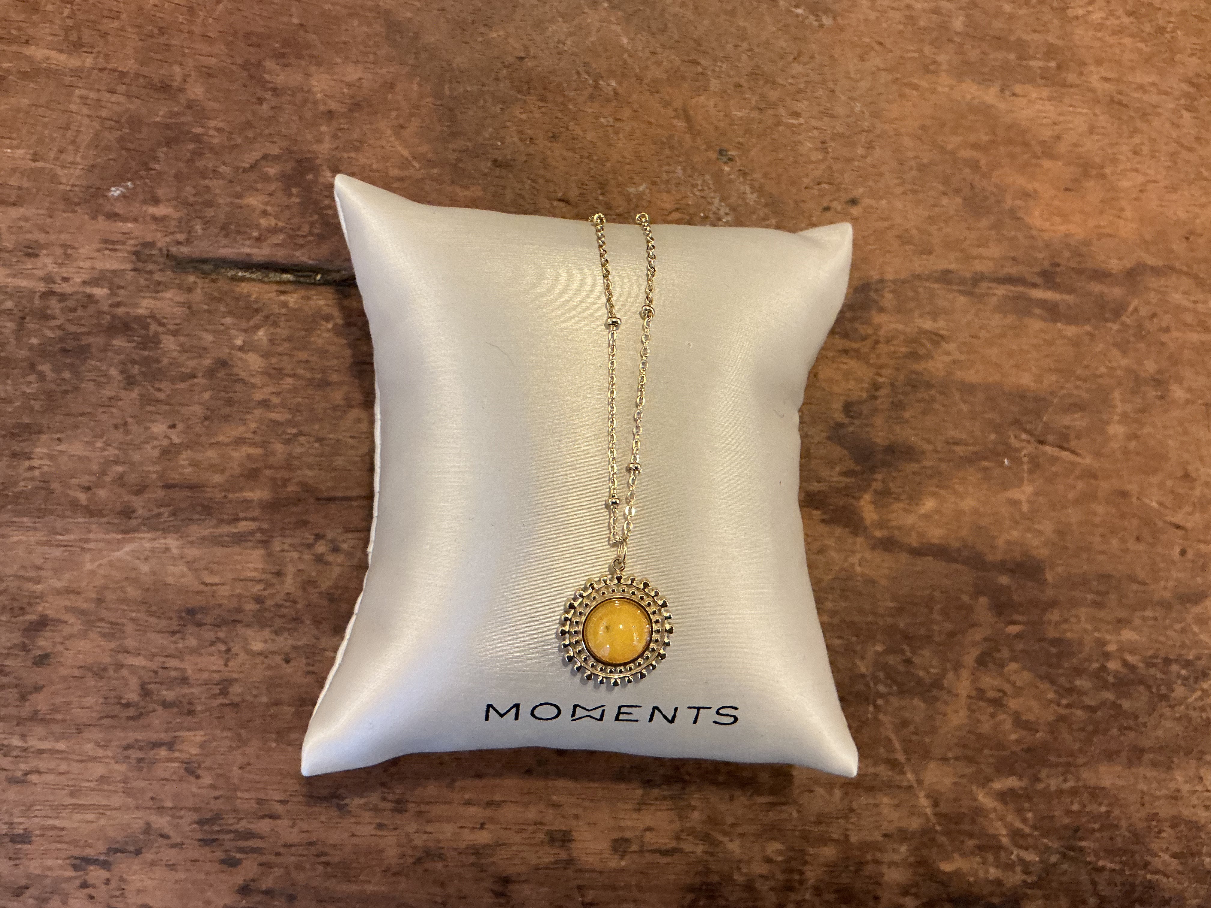 Moments Sophie Gold Pendant