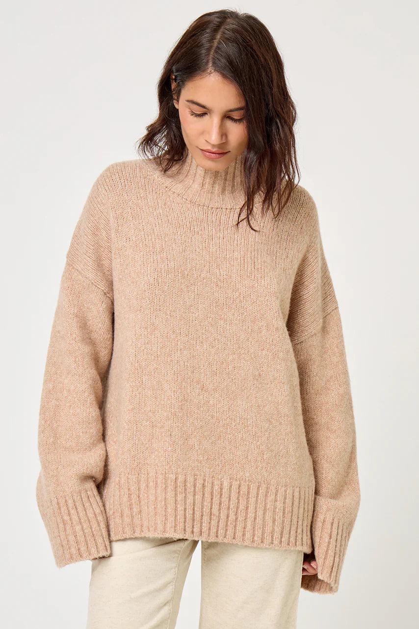 High Neck Pullover in Cappuccino