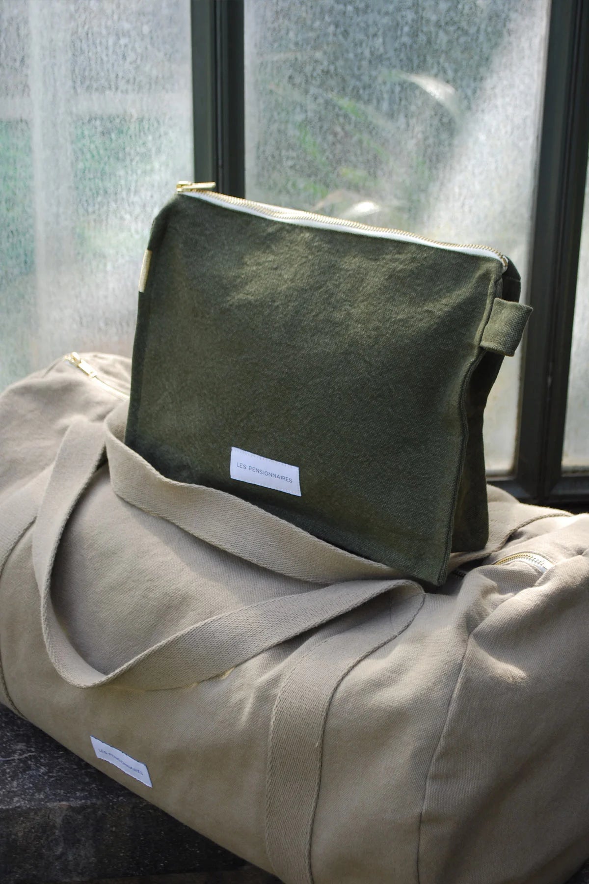 Washbag Organic Cotton in Caper Green