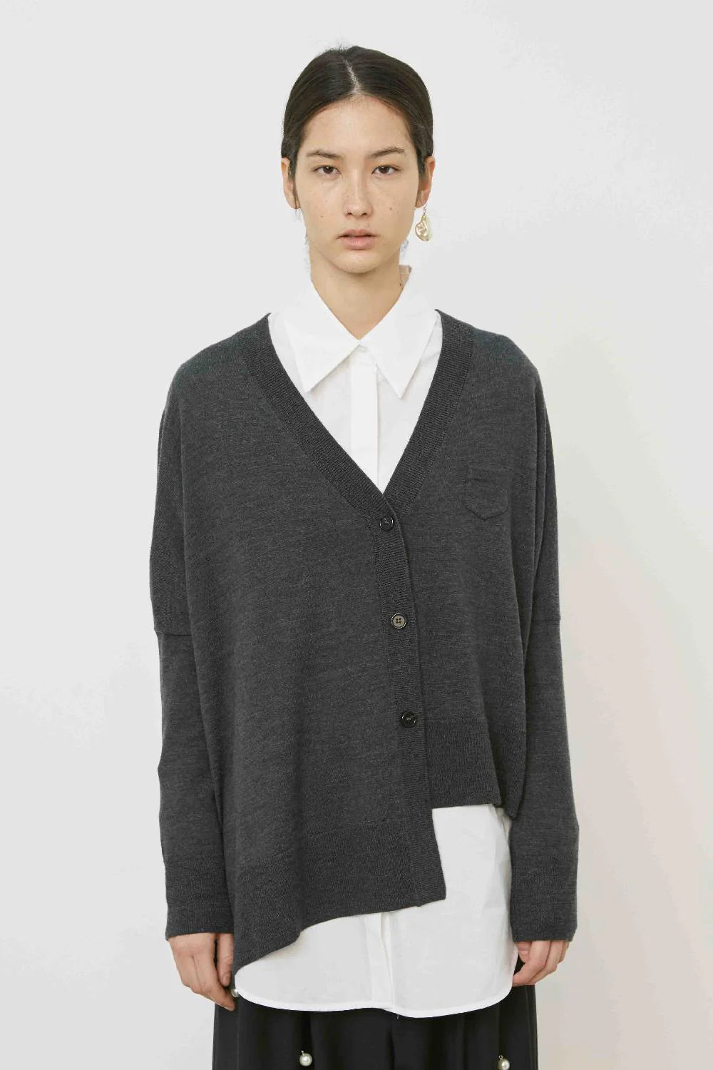 Oversize Cardigan with asymmetrical hem in Storm Grey