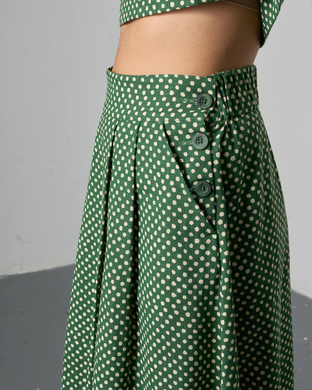100% Cotton Wander Midi Skirt Green Dot