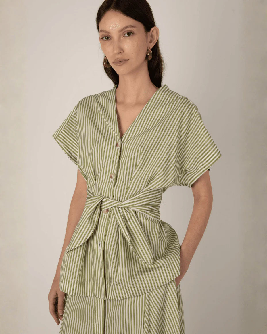 Reese V-neck waisted top