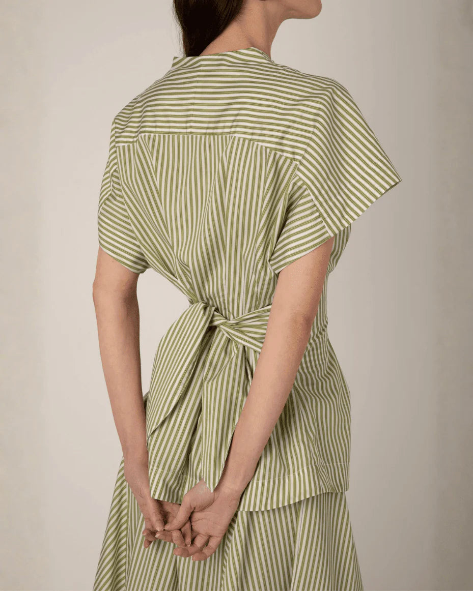 Reese V-neck waisted top